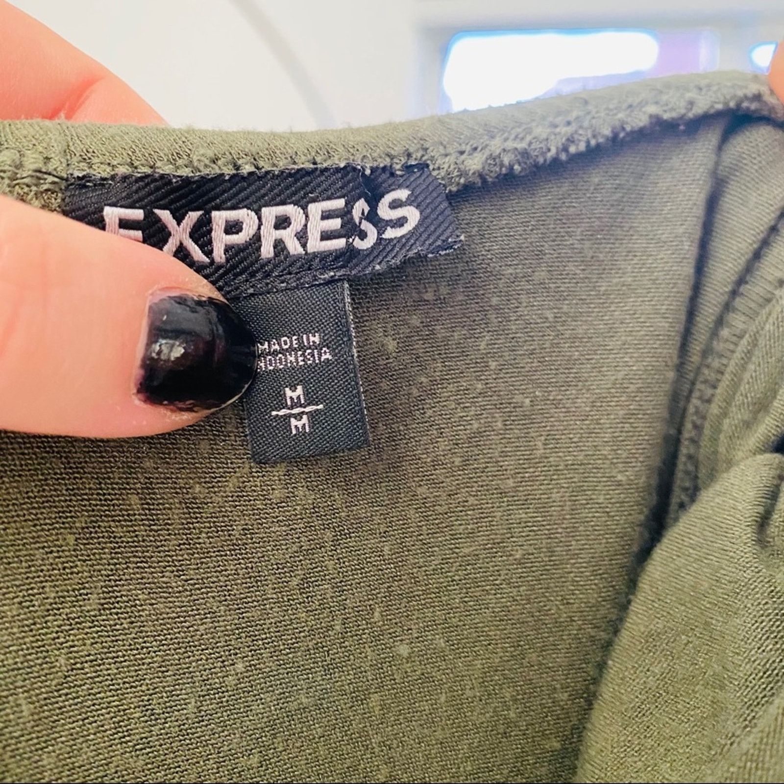 Express EXPRESS Olive Green Elastic Hem Ruffle Blouse Shirt Top Size M / US 6-8 / IT 42-44 - 5 Thumbnail