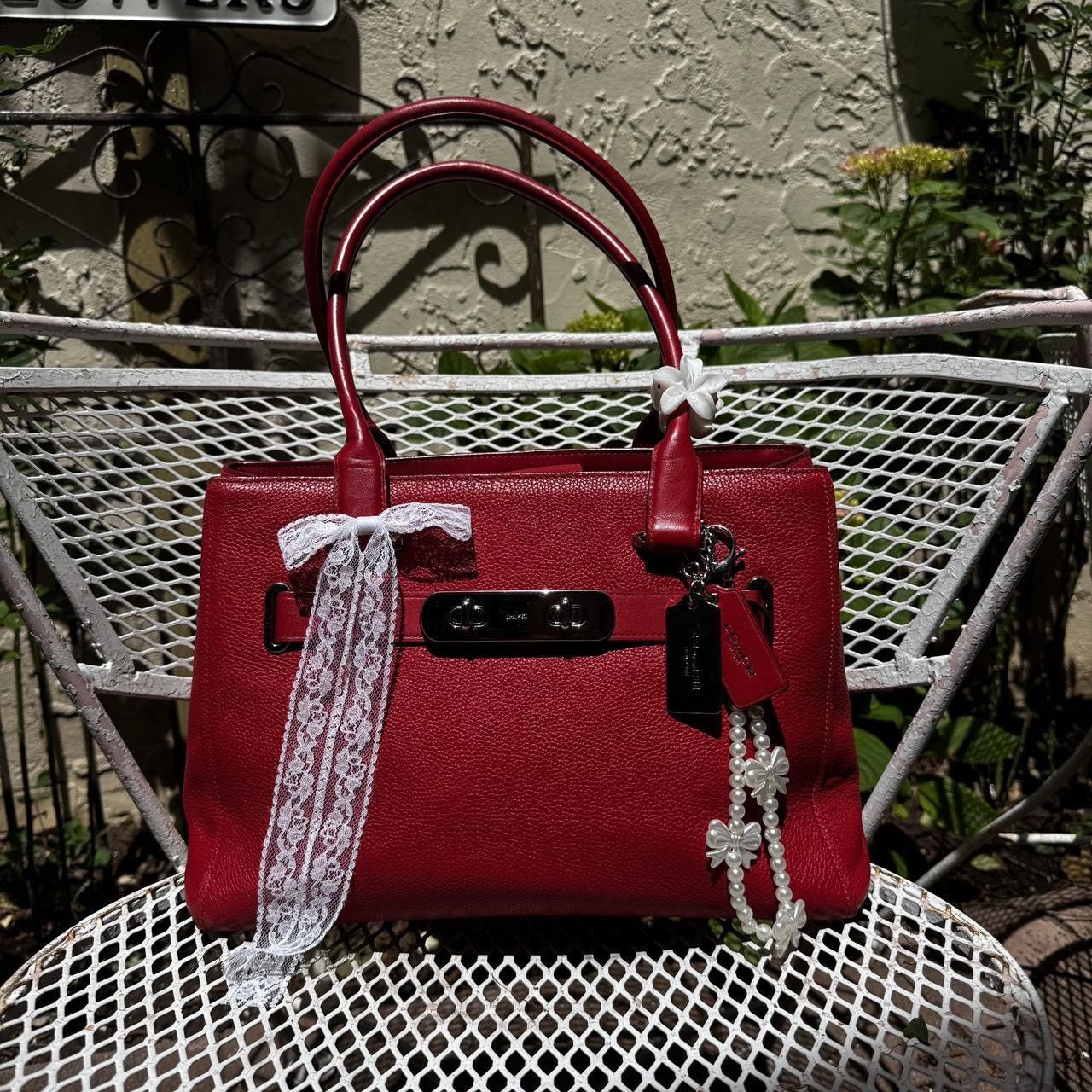Coach Red Coach Swagger Carryall Size ONE SIZE - 1 Thumbnail