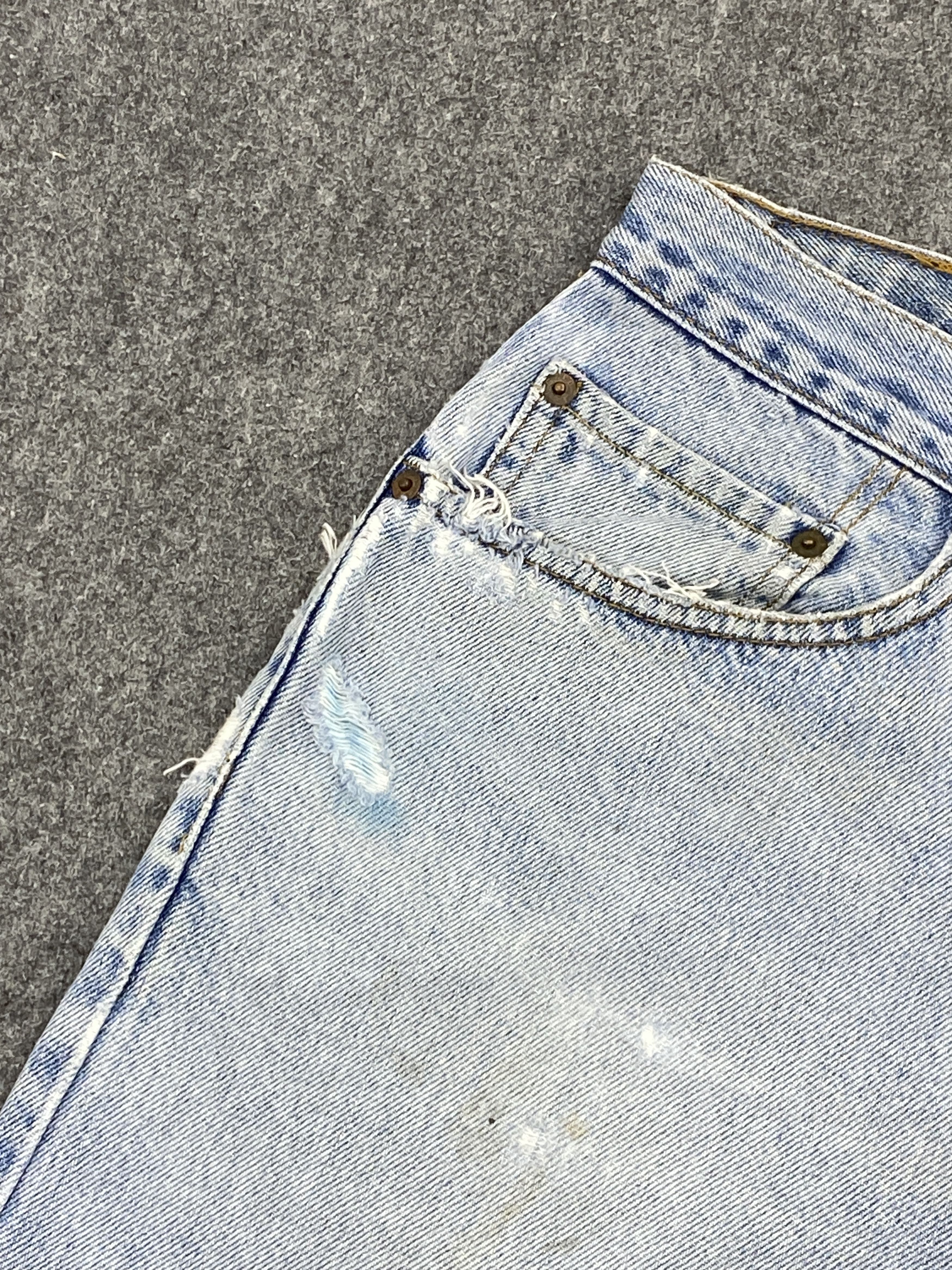 Levi's Distressed Vintage Levis 505 Light Washed Jeans DP2611 Size US 36 / EU 52 - 10 Thumbnail