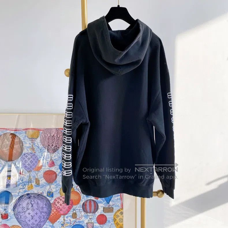 Balenciaga Balenciaga Dark Logo Hoodie Size US S / EU 44-46 / 1 - 2 Thumbnail