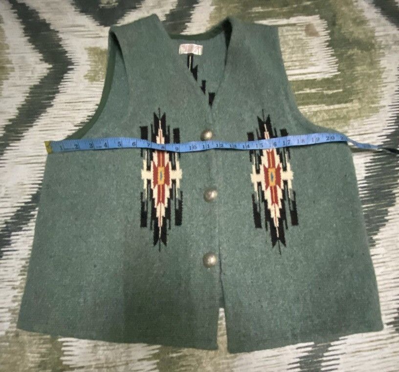 Handmade × Vintage Vintage John R Trujillos Weaving House Chimayo N Mex Vest Size US M / EU 48-50 / 2 - 19 Thumbnail