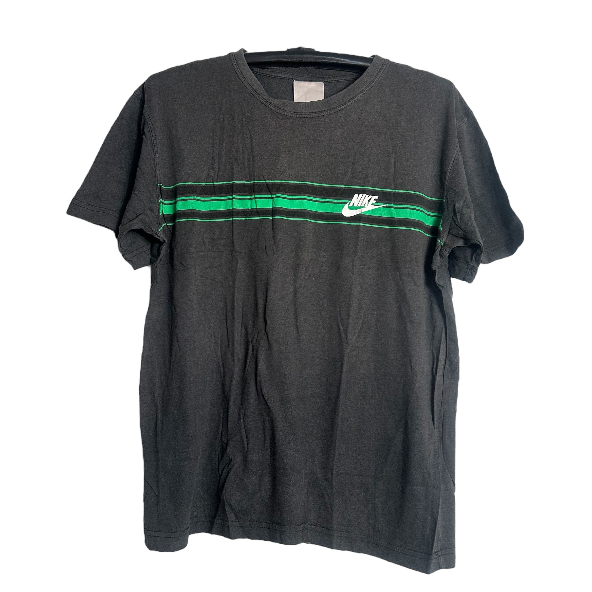 Nike 🔥RARE🔥Vintage Nike Swoosh Small Logo Stripes T-shirt Size US M / EU 48-50 / 2 - 1 Thumbnail