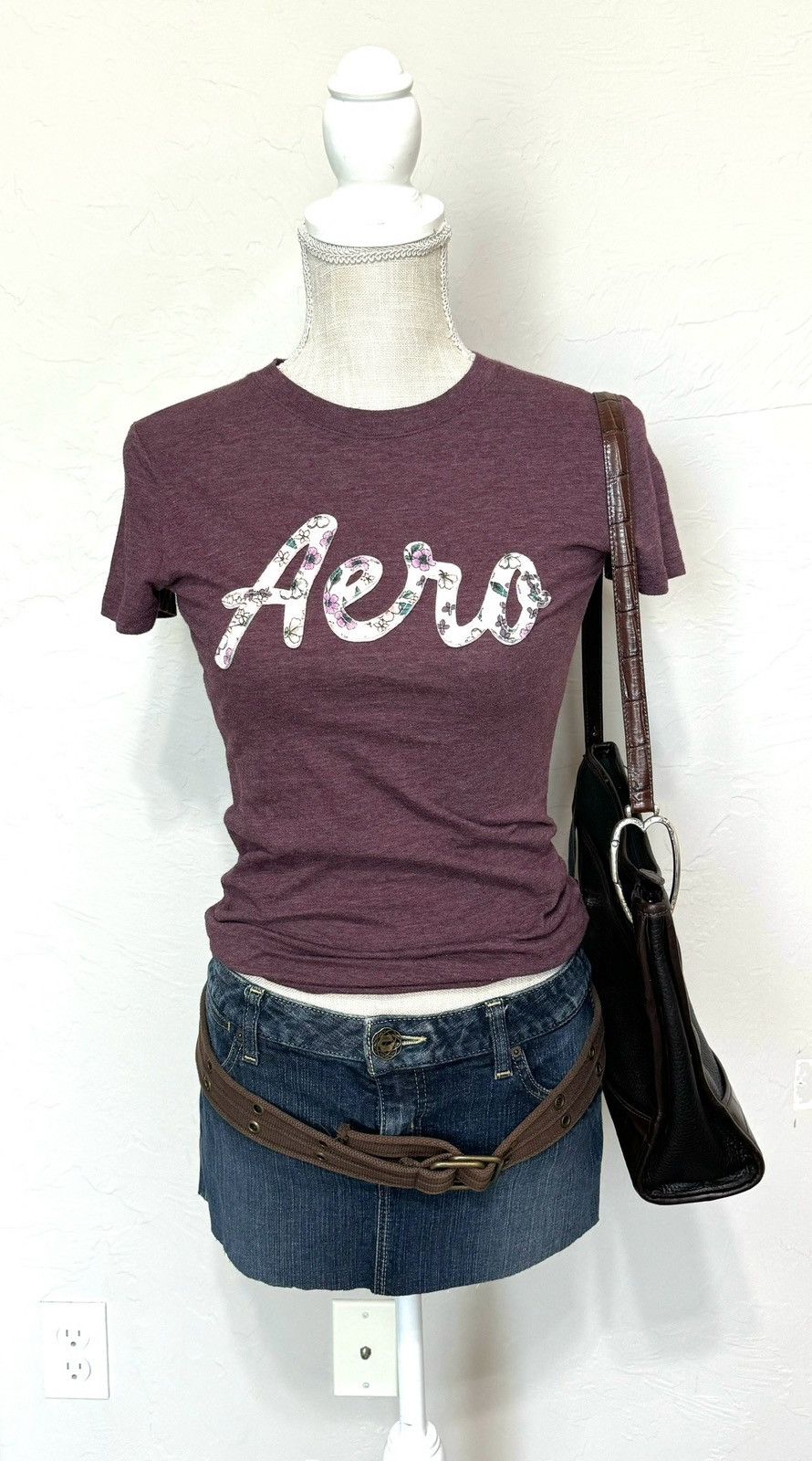 Aeropostale Aeropostale Y2K Crew Neck Tee Purple Women’s Top Size Small Size S / US 4 / IT 40 - 1 Thumbnail