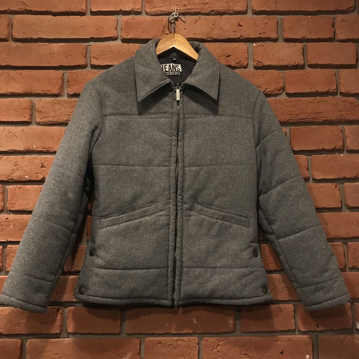 Iceberg × Vintage Iceberg jeans winter puffer jacket grey logo Size S / US 4 / IT 40 - 1 Thumbnail