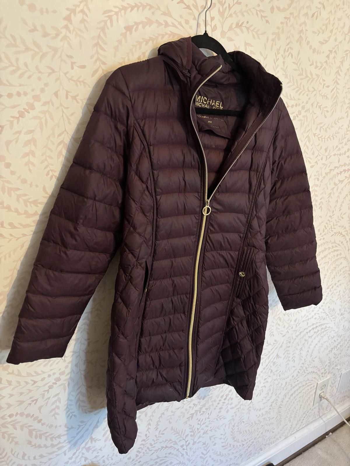 Michael Kors Michael Kors Packable Down Fill Women's Coat PM Size M / US 6-8 / IT 42-44 - 3 Thumbnail