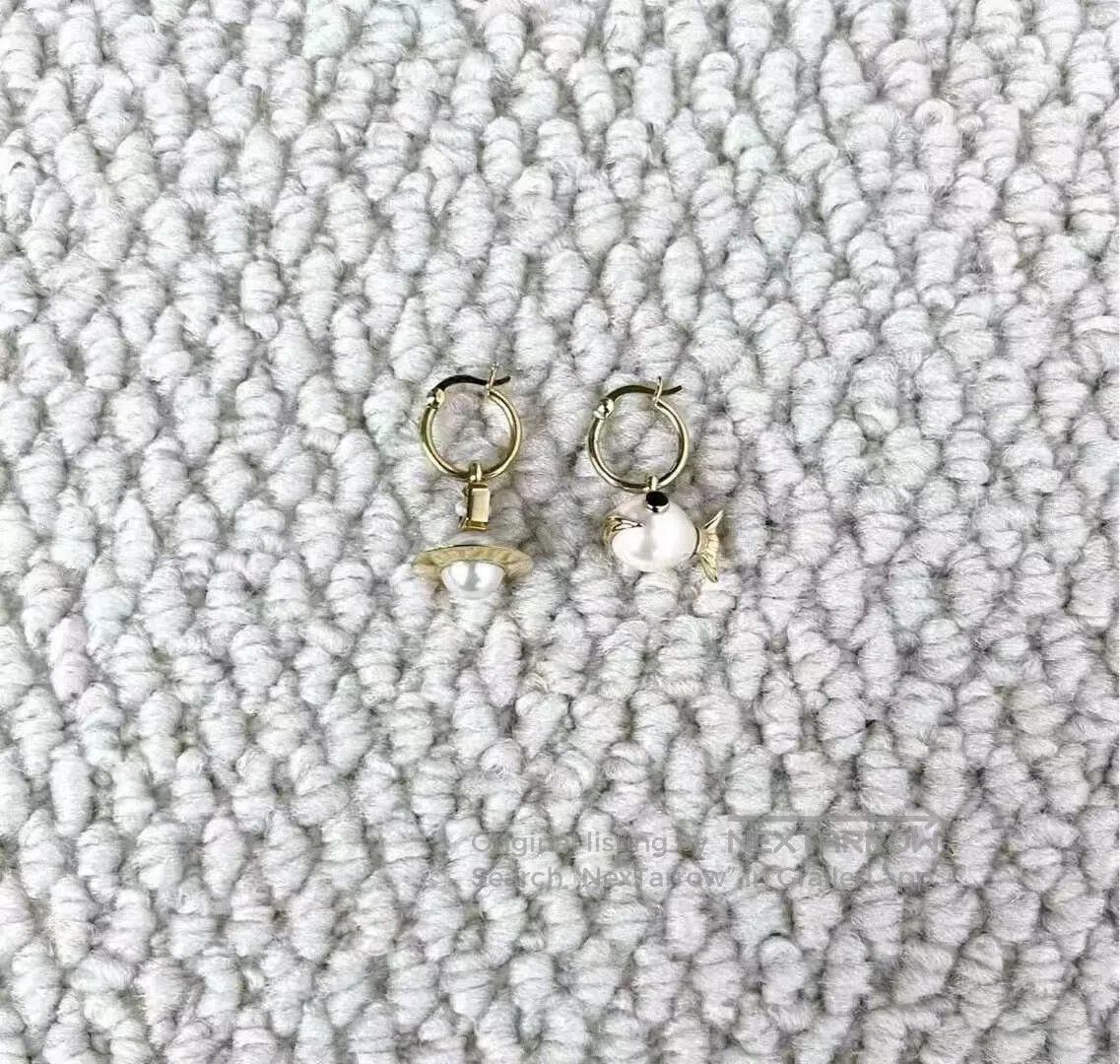 Vivienne Westwood Vivienne Westwood Saturn Pearl Pendant Earrings. Size ONE SIZE - 2 Thumbnail