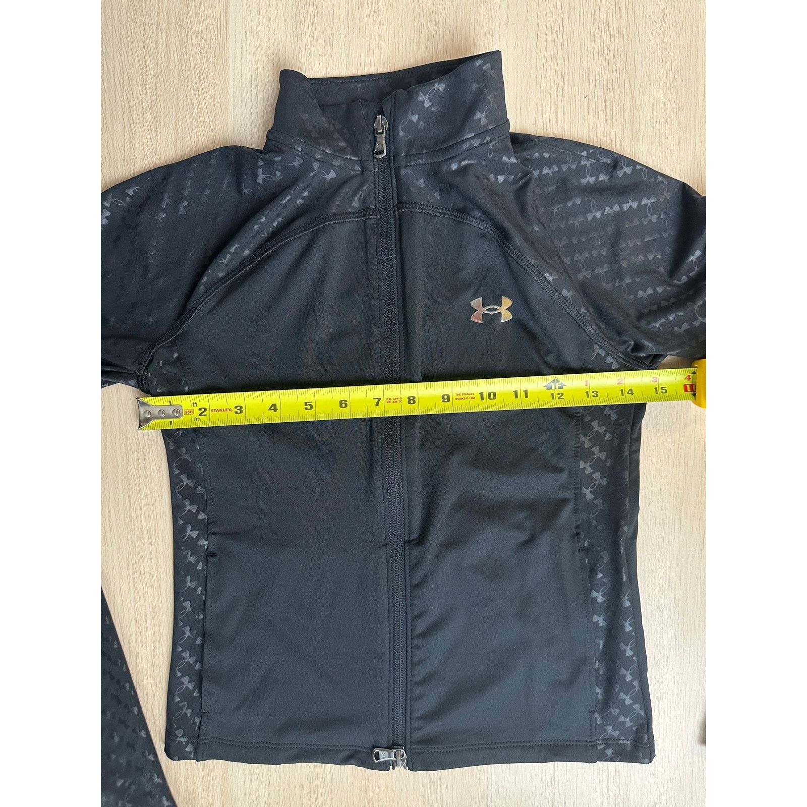 Under Armour Women's Under Armour Emboss Full-Zip Black Jacket - Size S Size S / US 4 / IT 40 - 11 Thumbnail