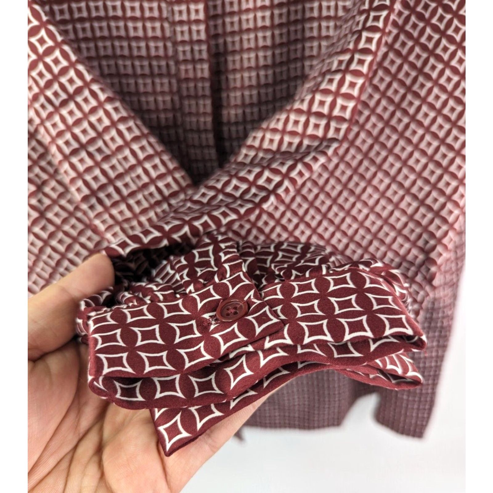 Alfani Alfani Blouse Geometric V-Neck Red 2X Womens Plus Size Size XXL / US 16-18 / IT 52-54 - 2 Thumbnail