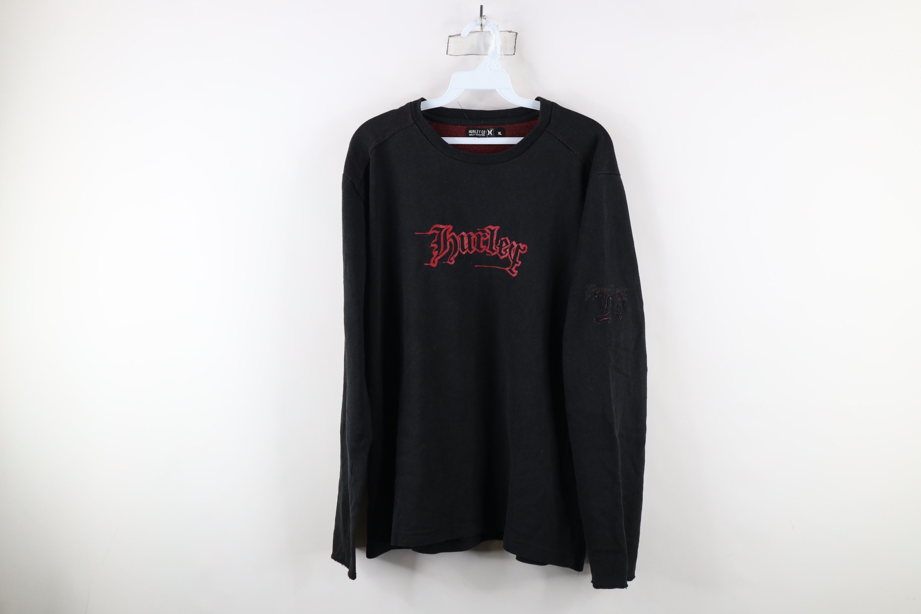 Hurley × Vintage Vintage Hurley Surfing Spell Tribal Knit Long Sleeve T-Shirt Size US XL / EU 56 / 4 - 1 Thumbnail