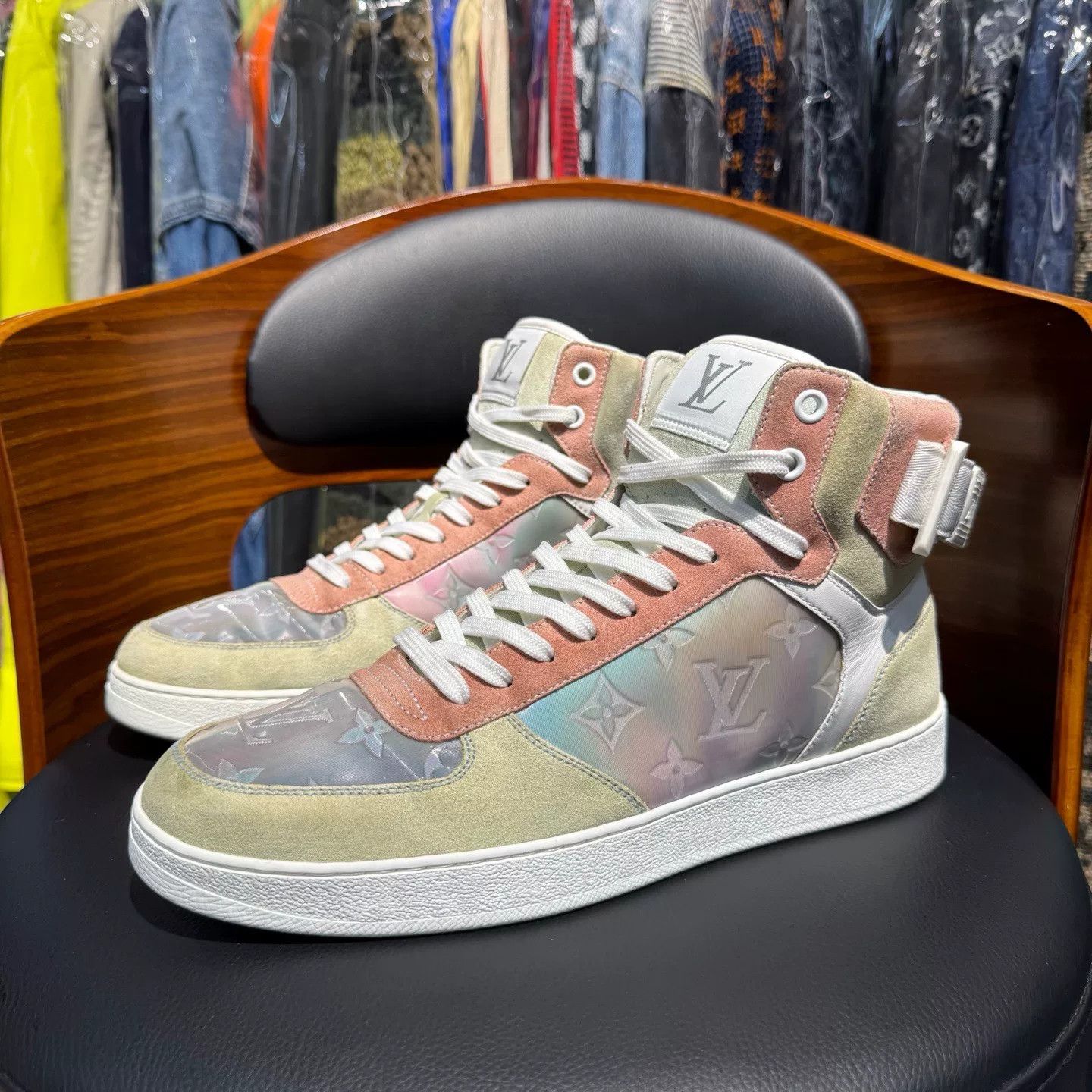 Louis Vuitton Louis Vuitton Multi Hitop Sneakers 40 Men Size US 7.5 / EU 40-41 - 1 Thumbnail