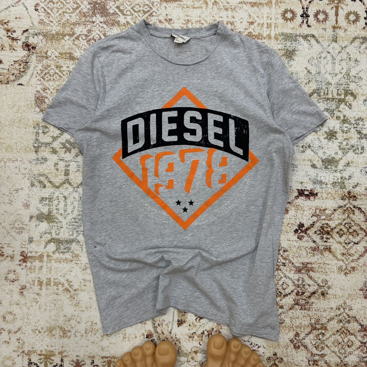 Diesel × Vintage Vintage Diesel T-shirts Big Logo Grunge Hype Size US S / EU 44-46 / 1 - 1 Thumbnail