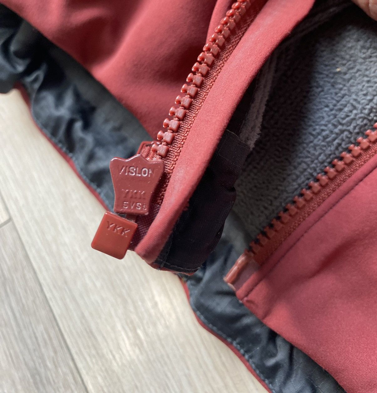 Arc'teryx Vintage Arcteryx Softshell Waterproof Jacket Size XL Size US XL / EU 56 / 4 - 6 Thumbnail