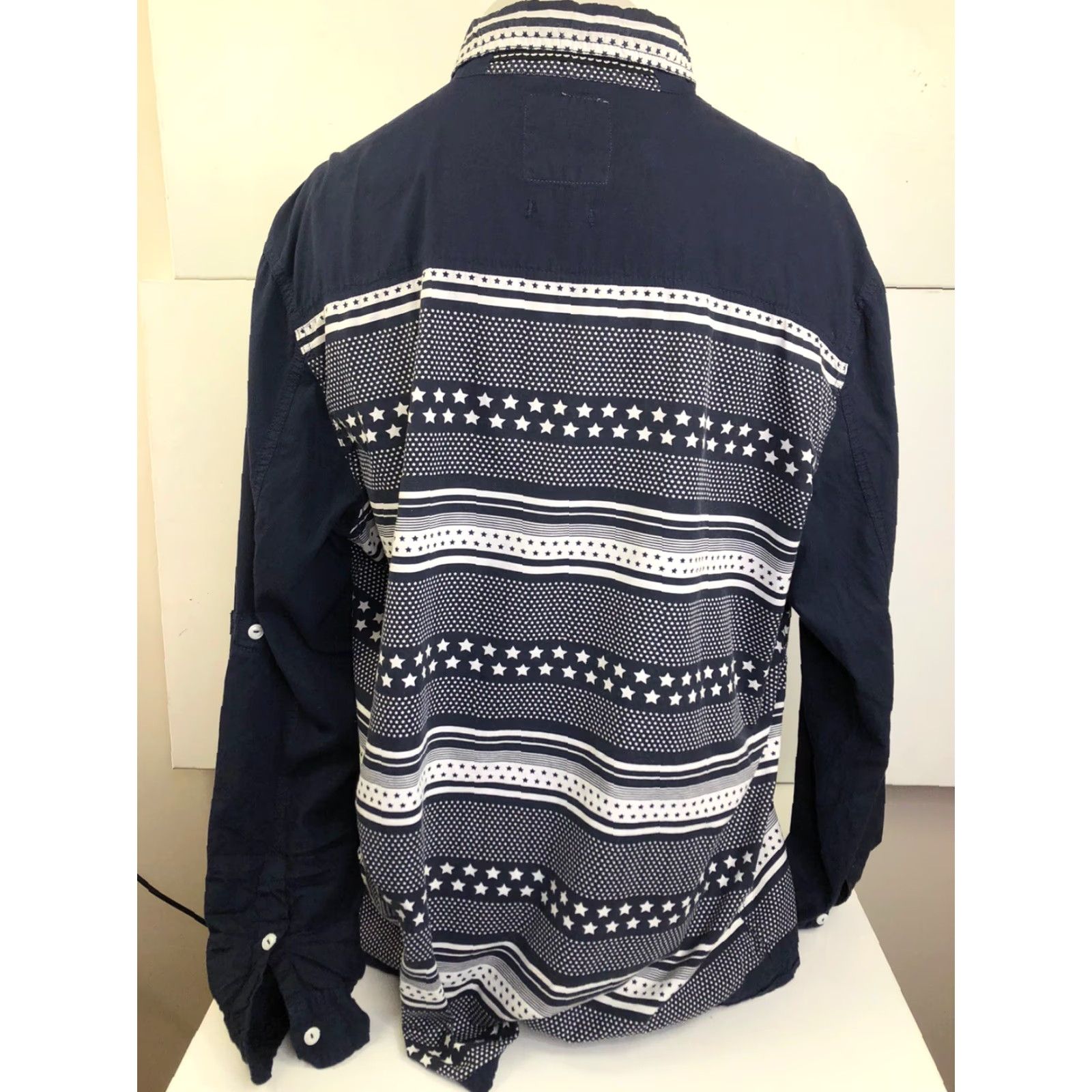 Vintage PARISH NATION Mens 2XL STARS & STRIPES Blue/White Quality Deserves Quality Shirt Shirt Long Sleeve Button-Up Mens 2XL Blue Stars & Stripes Size US XXL / EU 58 / 5 - 4 Thumbnail