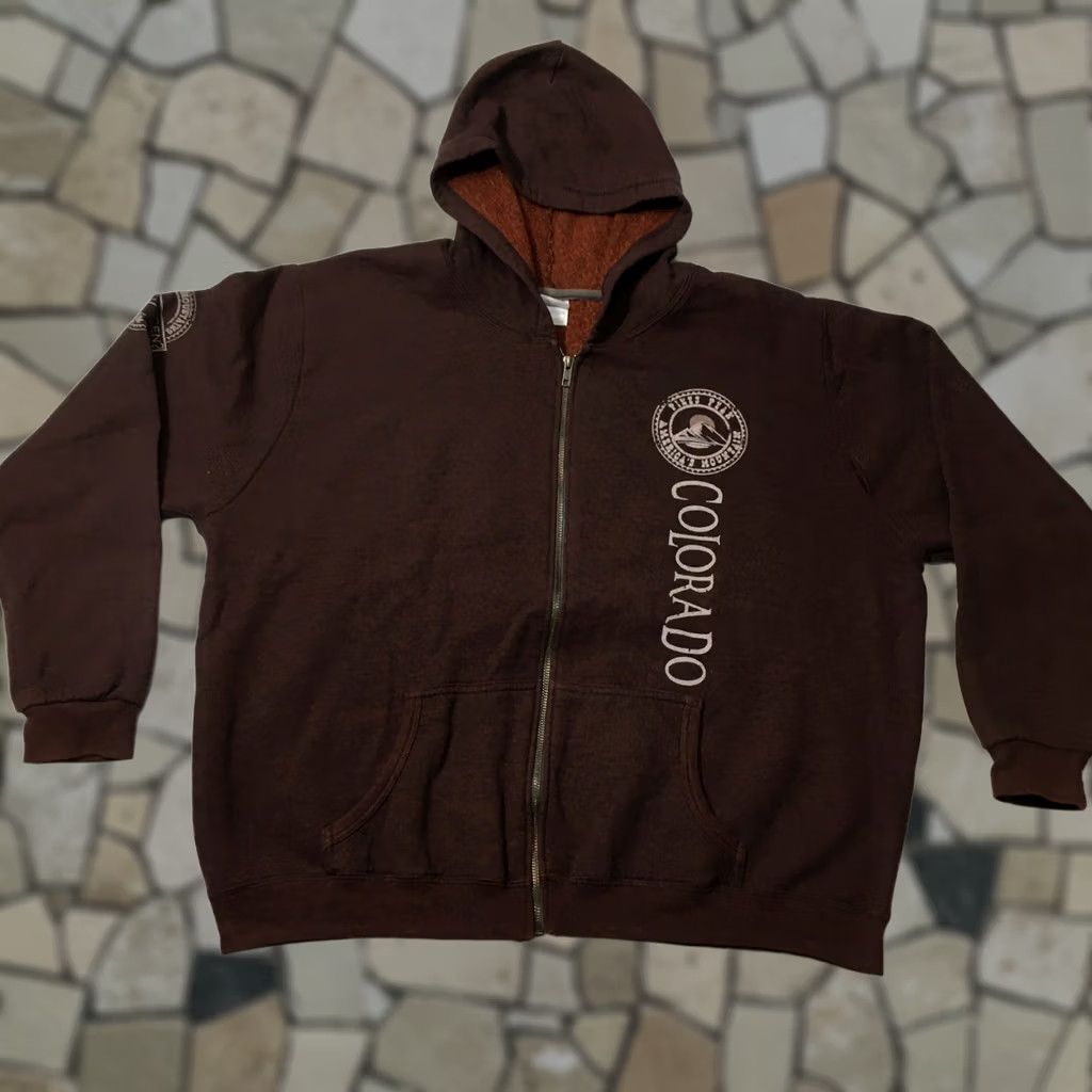 Gildan Colorado Hoodie Mens 2XL Pullover Fleece Sweatshirt BURGUNDY BROWN ripped Size US XXL / EU 58 / 5 - 1 Thumbnail