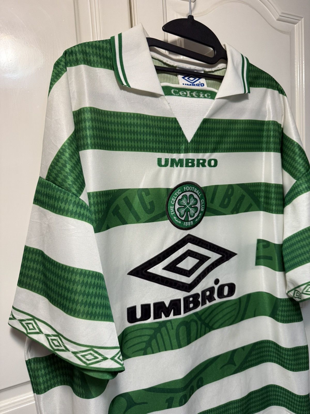Umbro 1997/99 Celtic FC jersey Home #7 Larsson XXL Size Size US XXL / EU 58 / 5 - 12 Thumbnail