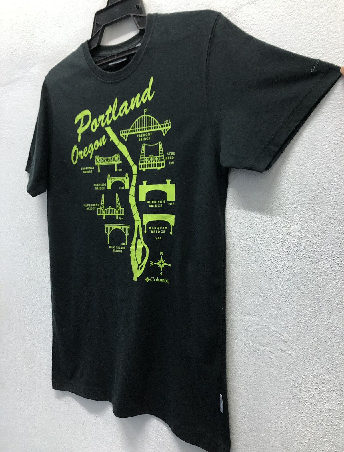 Columbia Columbia Omni-Wick Advanced Evaporation Portland Orego Shirt Size US M / EU 48-50 / 2 - 7 Thumbnail
