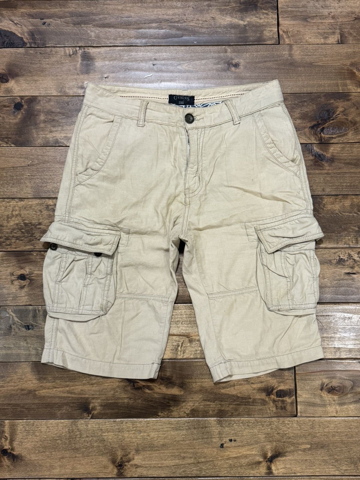 Guess GUESS Men's Classic Khaki Cargo Shorts Size US 30 / EU 46 - 1 Thumbnail