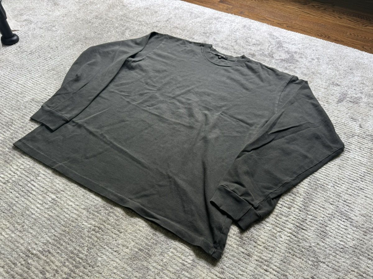 Gap × Kanye West × Yeezy Yeezy Season 6 Longsleeve Tee Shirt Core Gray Long Sleeve Size US L / EU 52-54 / 3 - 2 Thumbnail