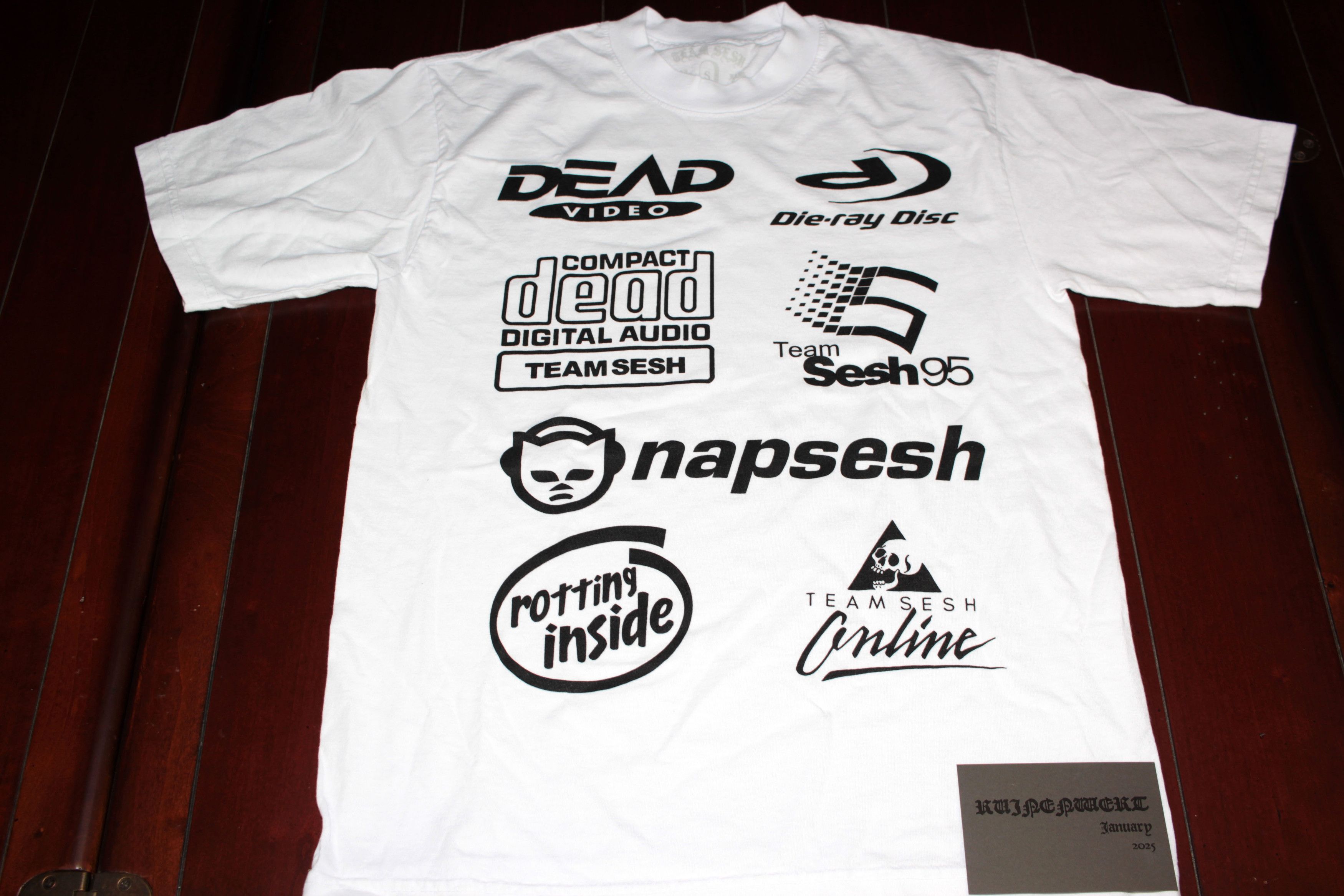 Bones × TeamSESH TeamSESH "DeadInternet" T-Shirt Size US S / EU 44-46 / 1 - 6 Thumbnail