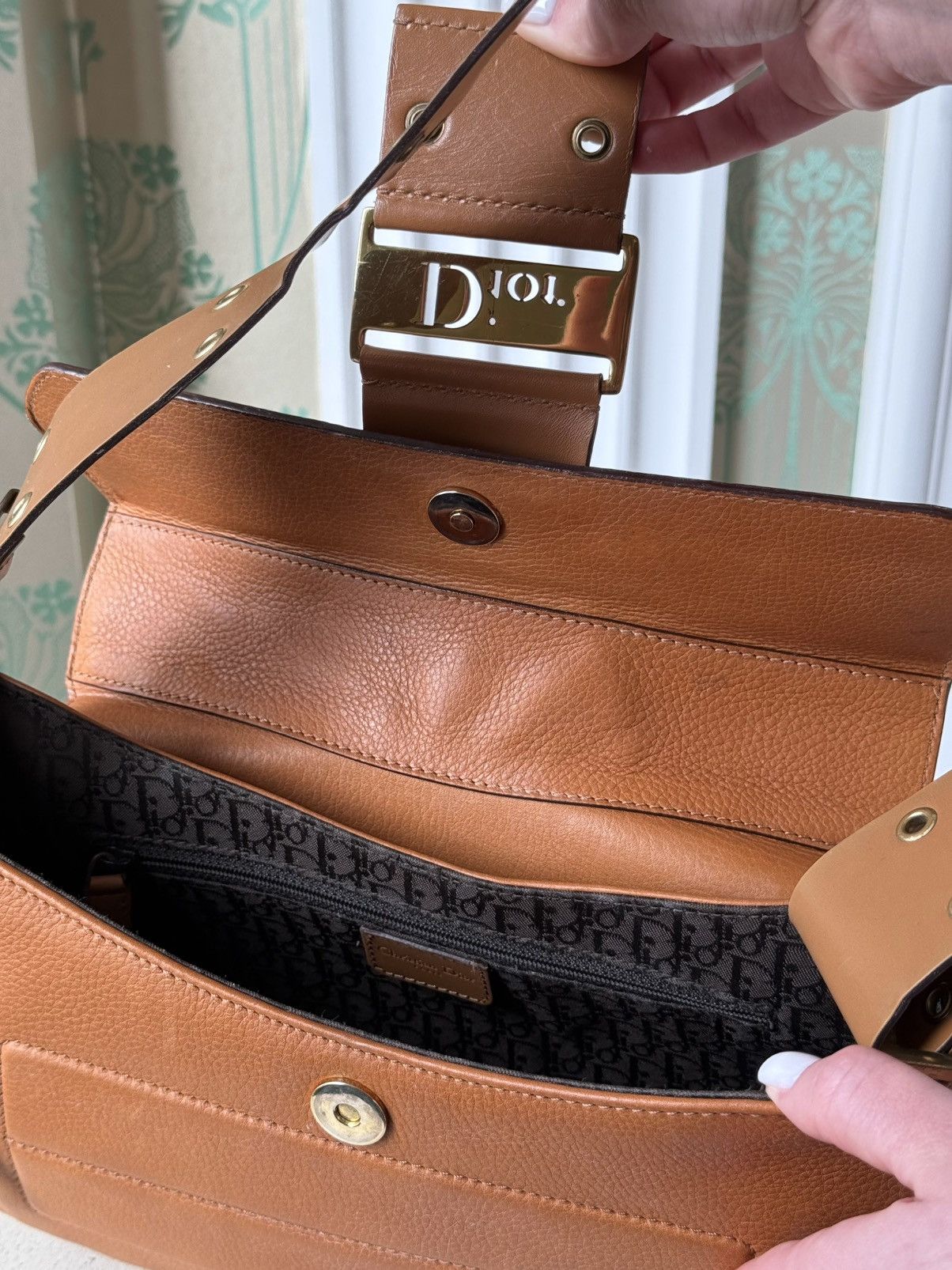 Dior Dior Brown Leather Street Chic Columbus Avenue Shoulder Bag Size ONE SIZE - 10 Thumbnail