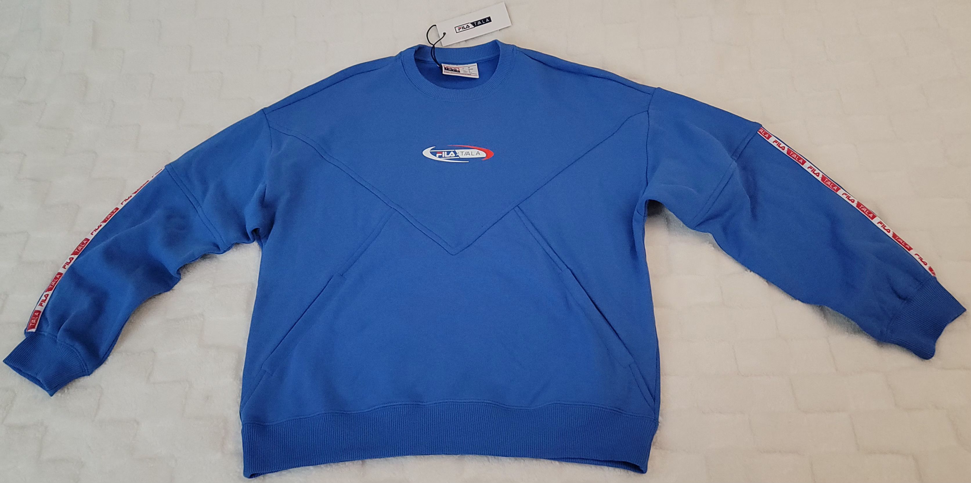 Fila Fila x Tala Limited Edition + Rare Oversized Sweatshirt BNWT Size S / US 4 / IT 40 - 1 Thumbnail