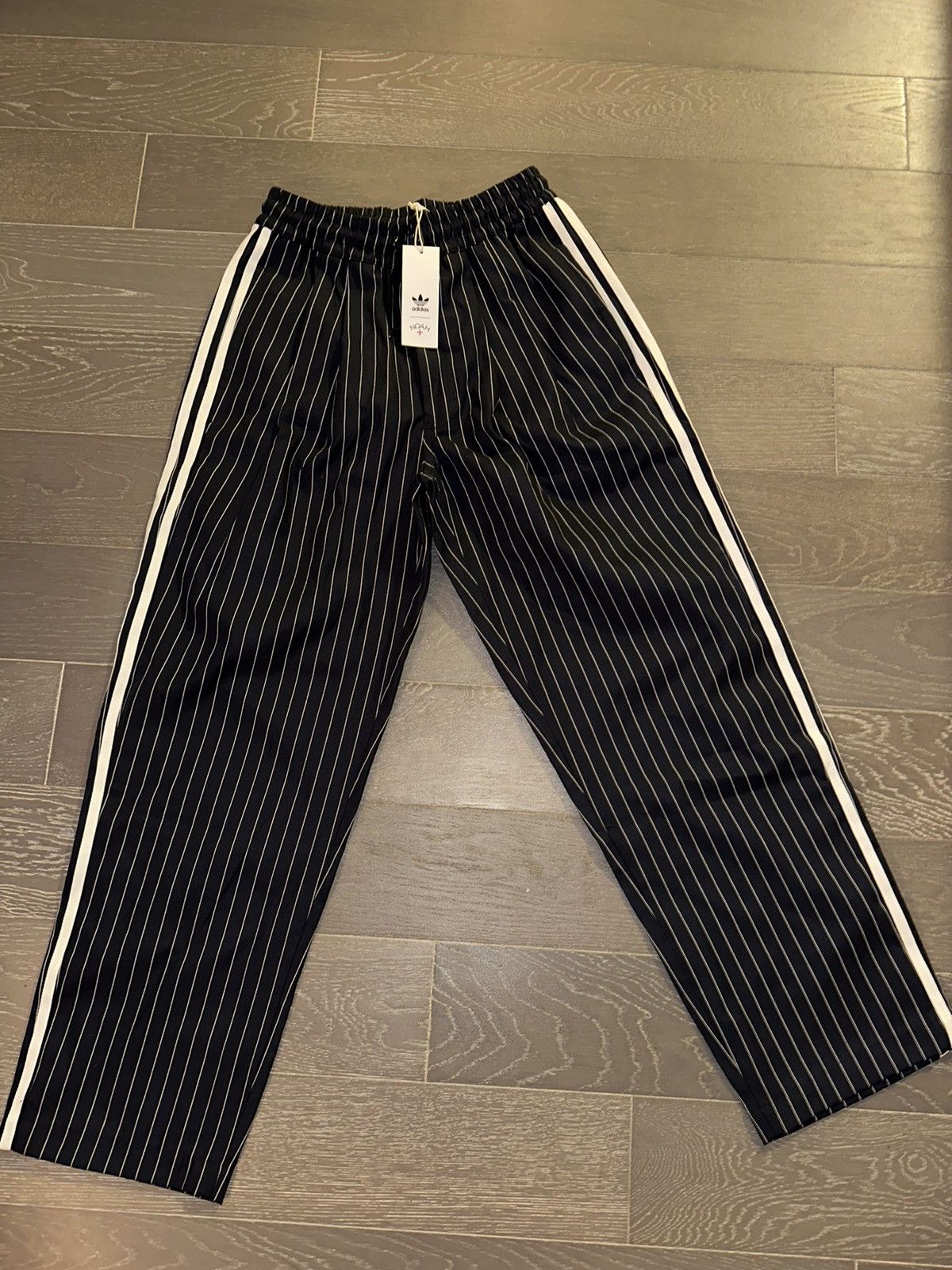 image of Adidas x Noah Double-Pleat Drawstring Pant () in Navy, Men's (Size 29)