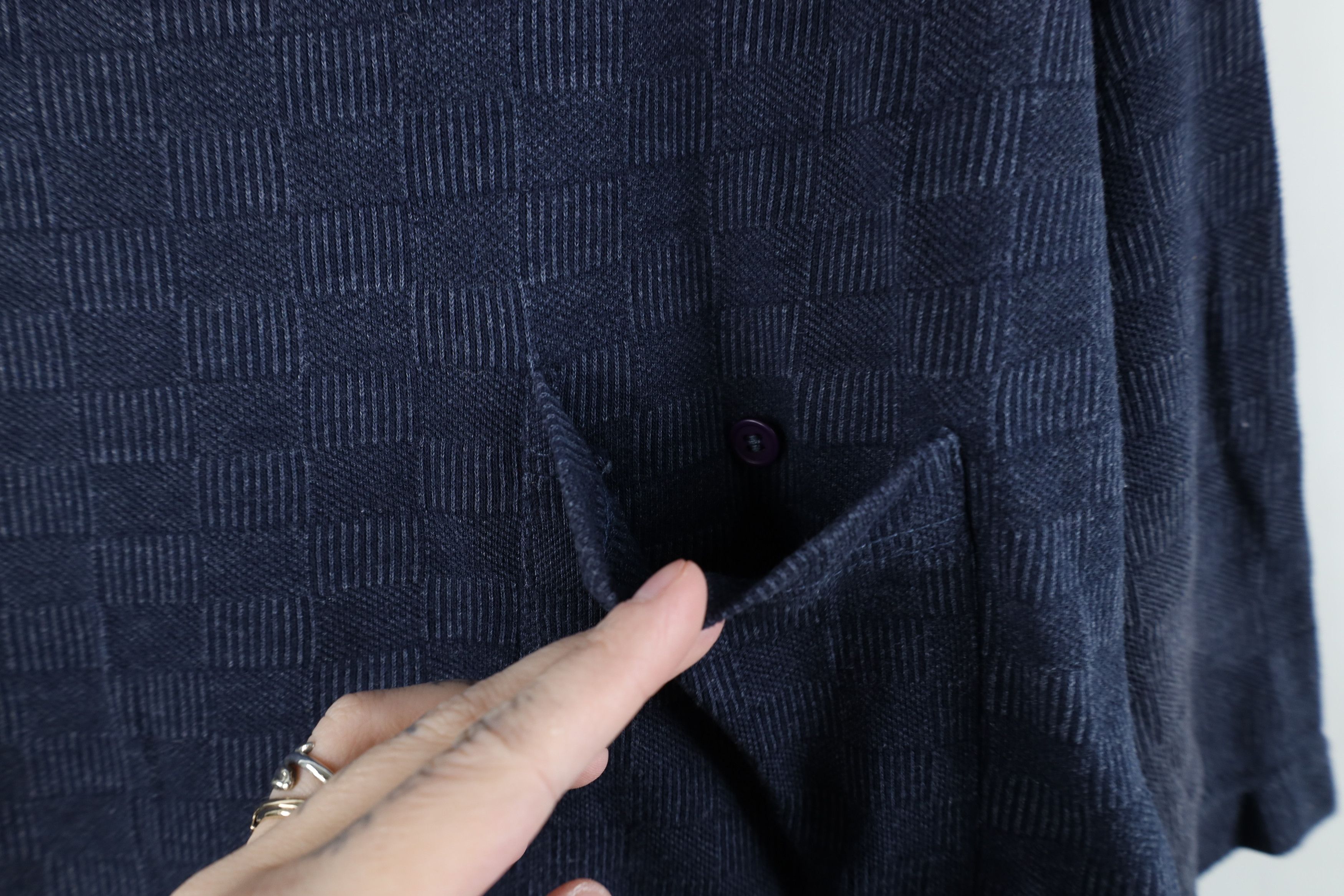 Vintage Vintage 90s Streetwear Knit Pocket T-Shirt Navy Blue Size US XL / EU 56 / 4 - 9 Thumbnail