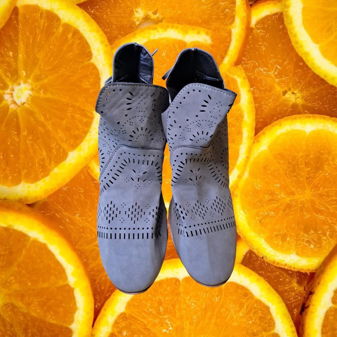 Other Gray Ankle Boots With Back Laces Size 42 Size ONE SIZE - 1 Thumbnail