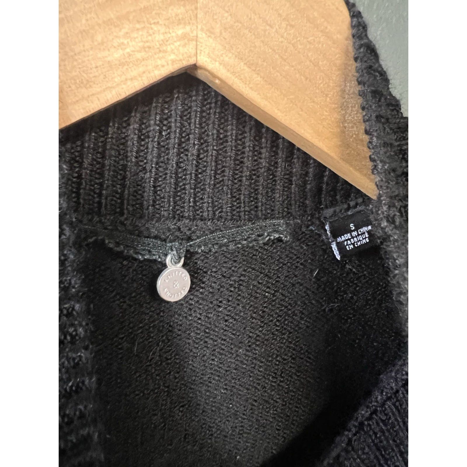 Vintage Knitted & Knotted Womens Black Wool Pullover Mockneck Sweater Size Small Size S / US 4 / IT 40 - 3 Thumbnail