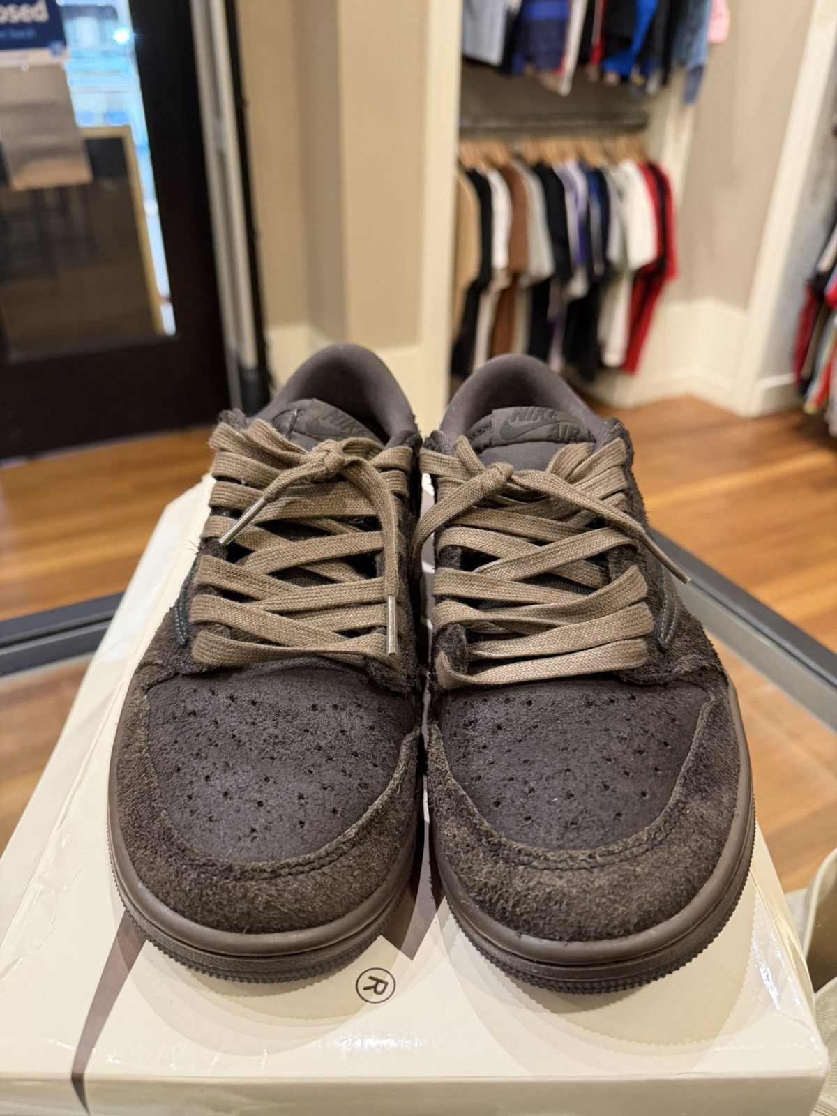 Jordan Brand × Travis Scott Travis Scott x Jordan 1 Retro low - Velvet Brown Size US 7 / EU 40 - 5 Thumbnail