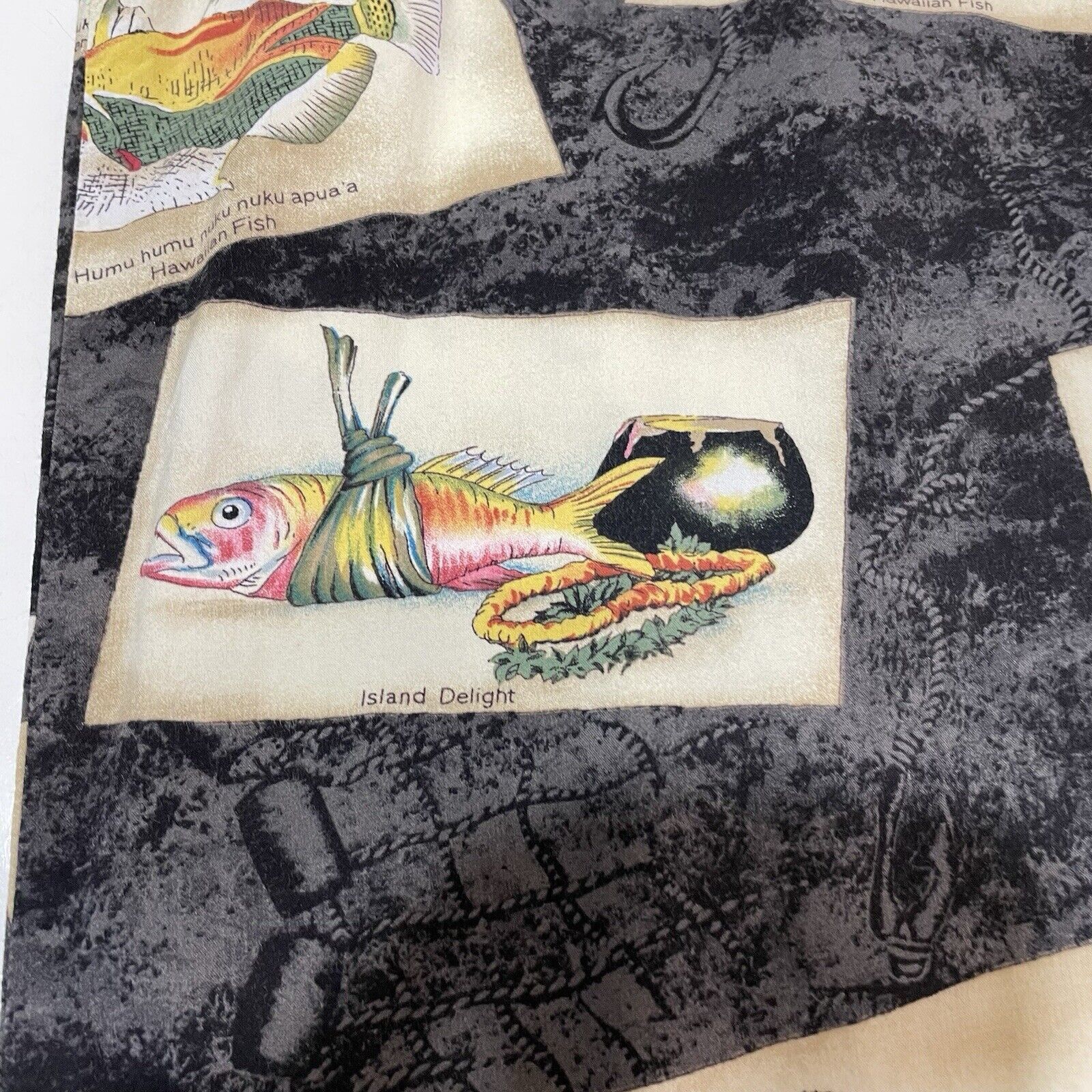 Quicksilver VTG USA Quiksilver QS Shirt Hawaiian Fish Print Shirt Rayon Size US M / EU 48-50 / 2 - 4 Thumbnail
