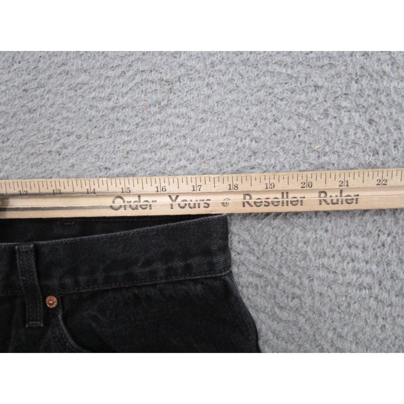 Levi's VINTAGE Levi's 500 Jeans Straight Black Denim Relaxed Fit 38x30 Men Size 38 5-Pocket Design Logo 90s/2000s Size US 38 / EU 54 - 7 Thumbnail