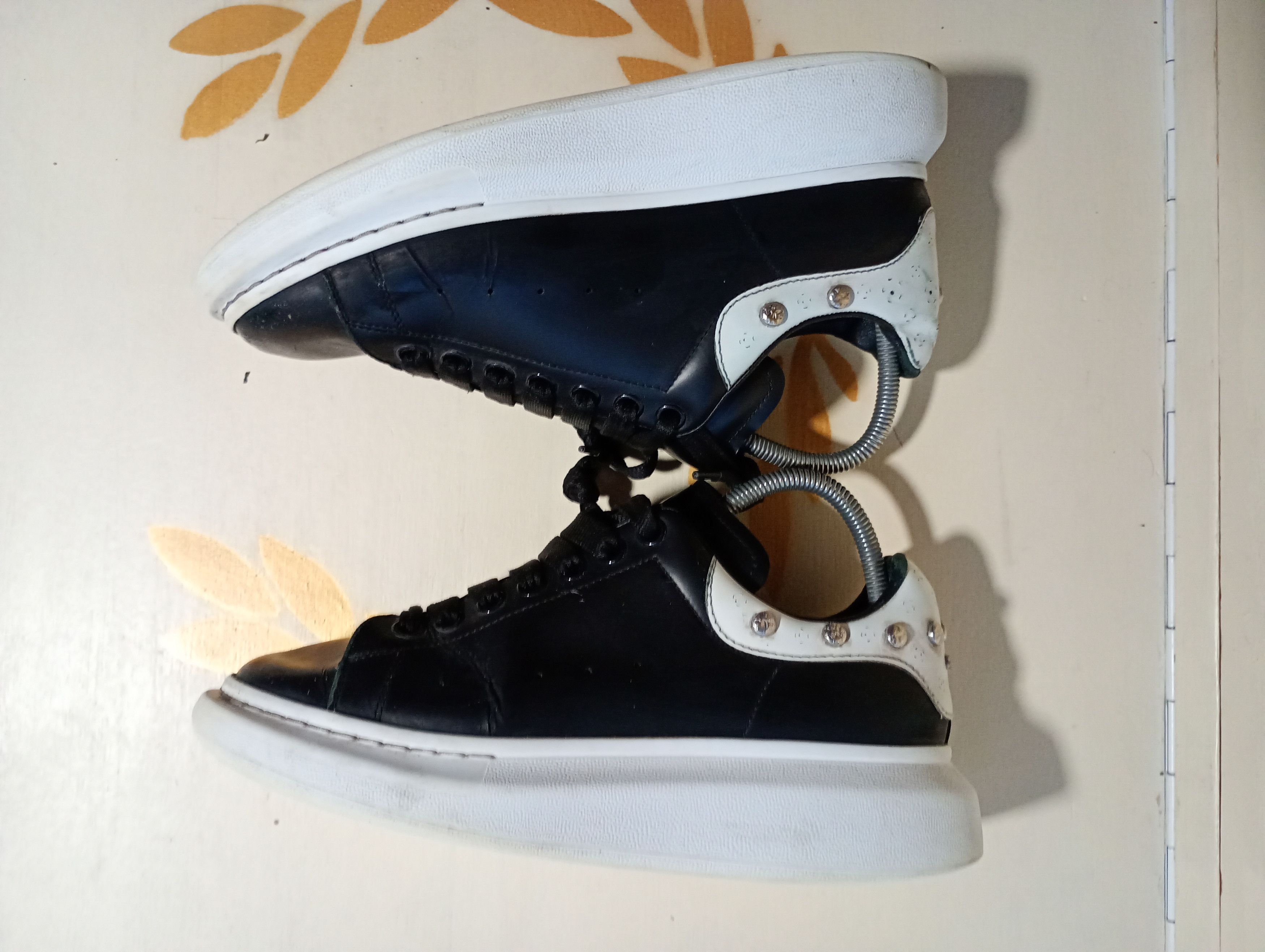 Alexander McQueen Alexander McQueen Sneakers Size US 8 / EU 41 - 5 Thumbnail