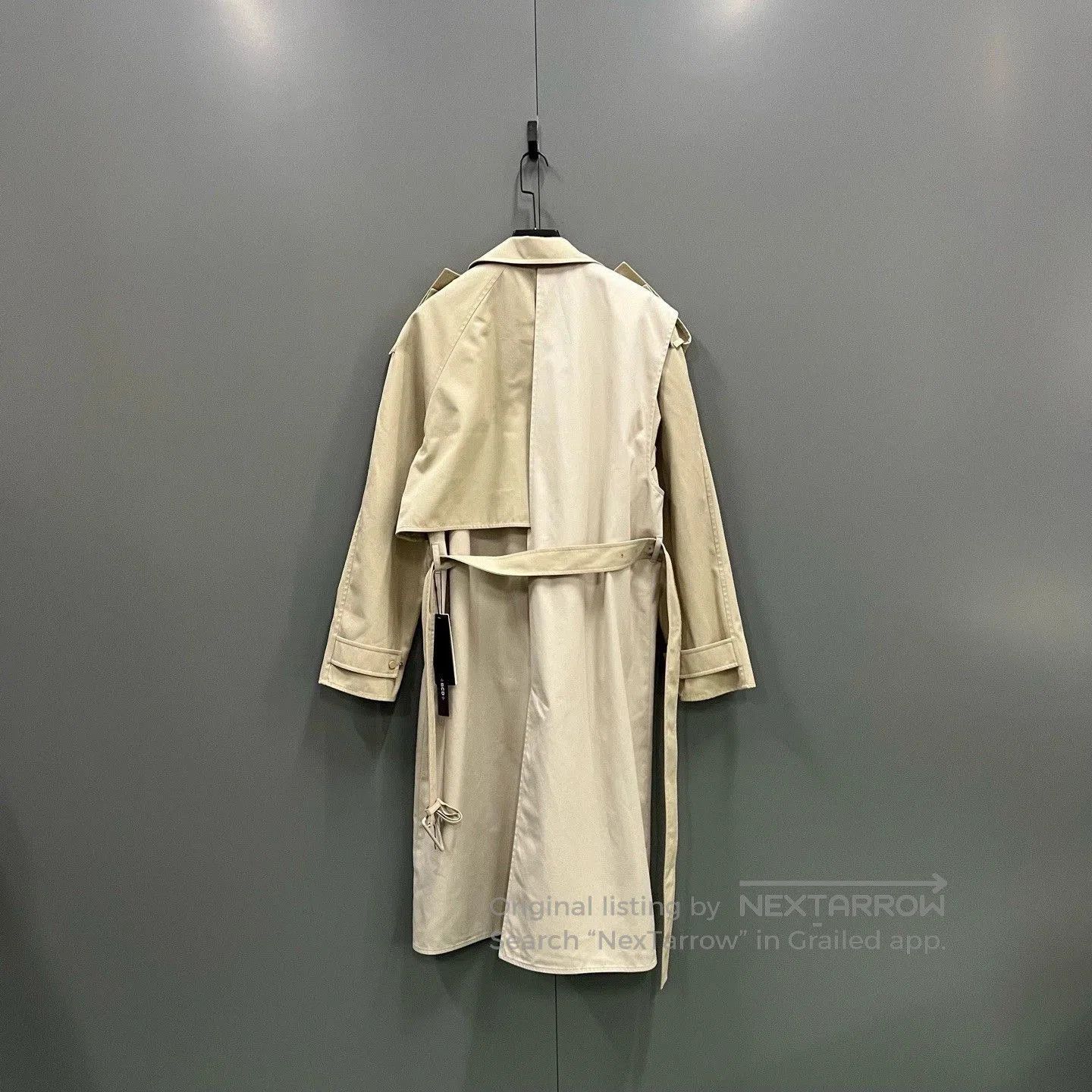 Bottega Veneta bottega veneta logo waist windbreaker coat. Size L / US 10 / IT 46 - 2 Thumbnail