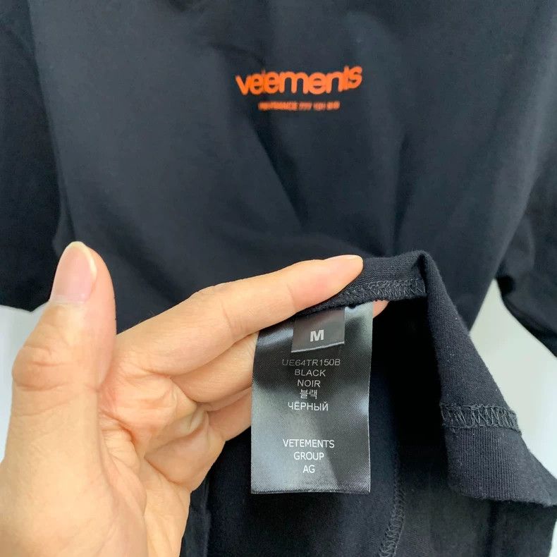 Vetements Vetements short sleeves 2506-Nextarrow Size US M / EU 48-50 / 2 - 5 Thumbnail
