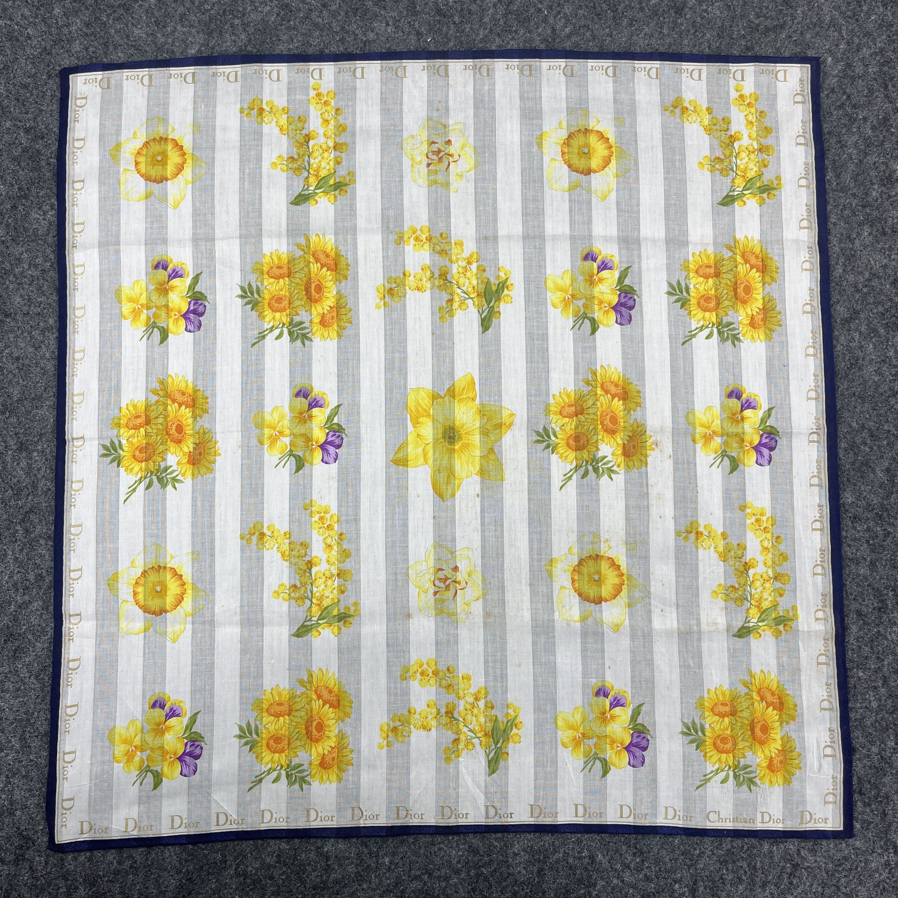 Vintage Christian Dior Handkerchief / Bandana / Neckerchief B249 Size ONE SIZE - 1 Thumbnail
