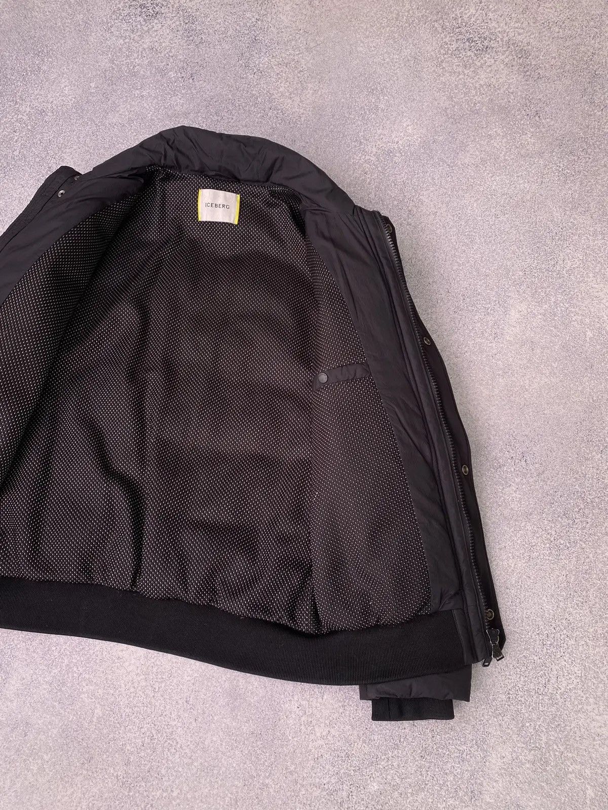 Iceberg × Vintage Vintage Iceberg Black Puffer Jacket Size US M / EU 48-50 / 2 - 9 Thumbnail