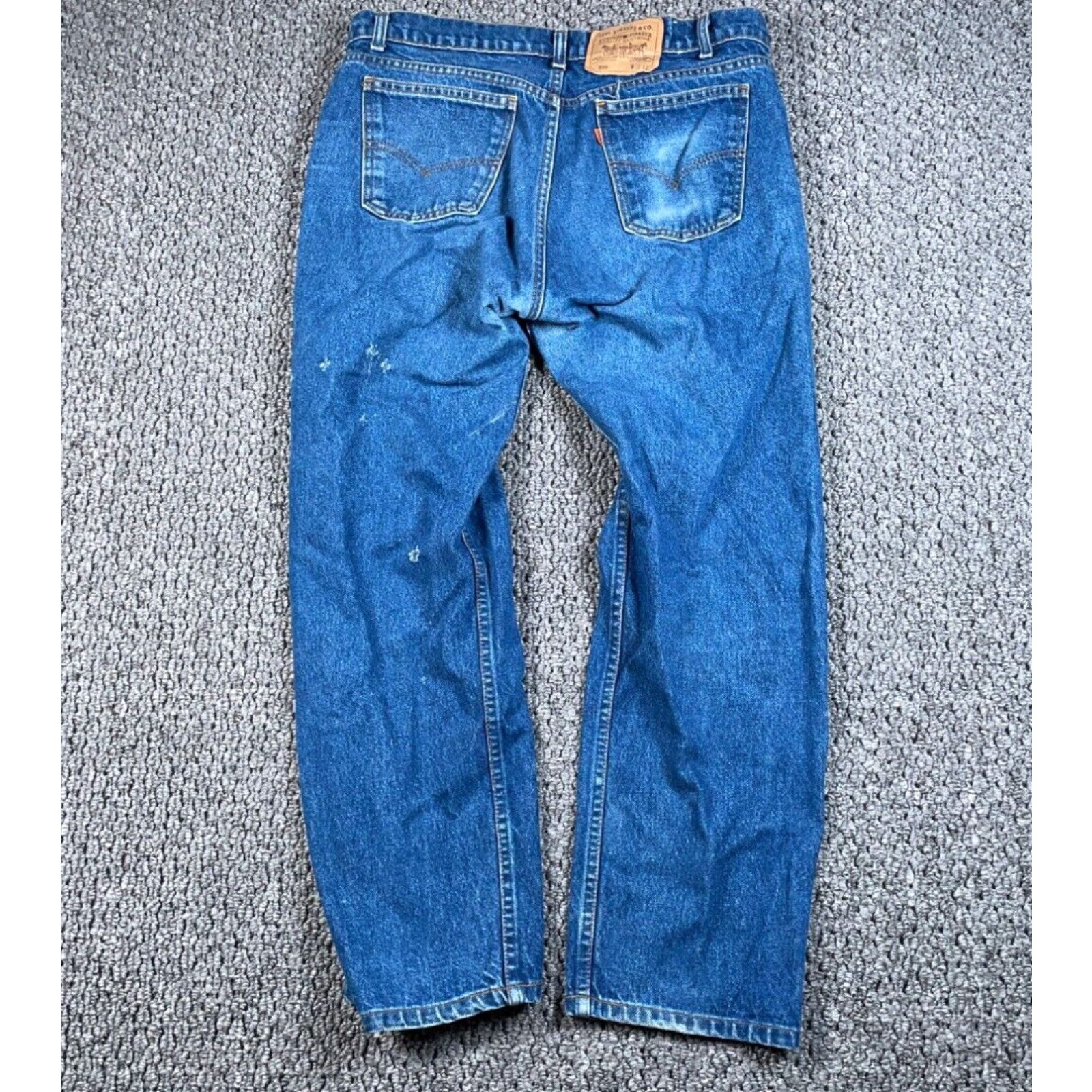image of VTG Levi's 505 Regular Straight Leg Jeans Men's 37 X 28 (38/30 Tag) Blue 20505 in White
