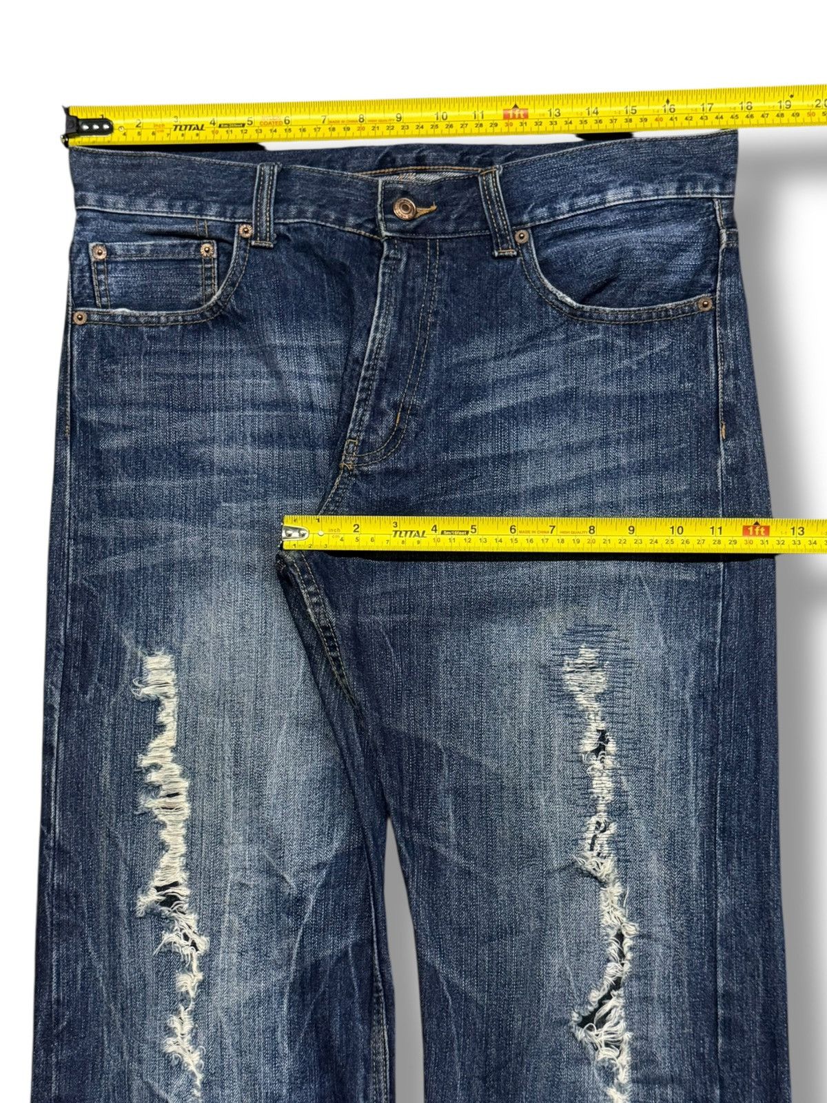 Japanese Brand Vintage Japanese Brand Y2K Distressed Denim jeans | W35 Size US 35 - 13 Thumbnail