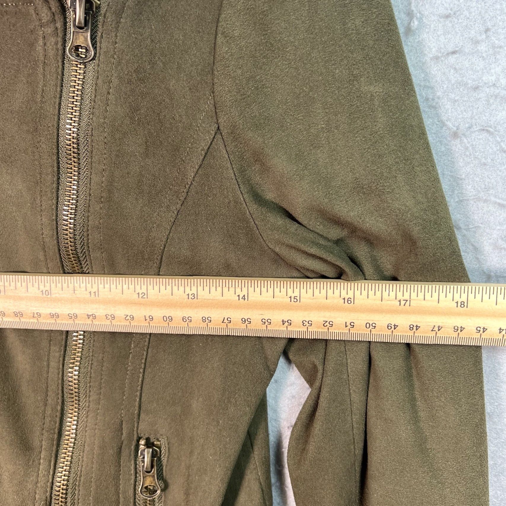 Vintage New York & Company Biker Jacket Womens XS Olive Green Faux Suede Motorcycle Jacket, Regular, Zip, Long Sleeve, Polyester, Green, Womens, Jacket Size XS / US 0-2 / IT 36-38 - 2 Thumbnail