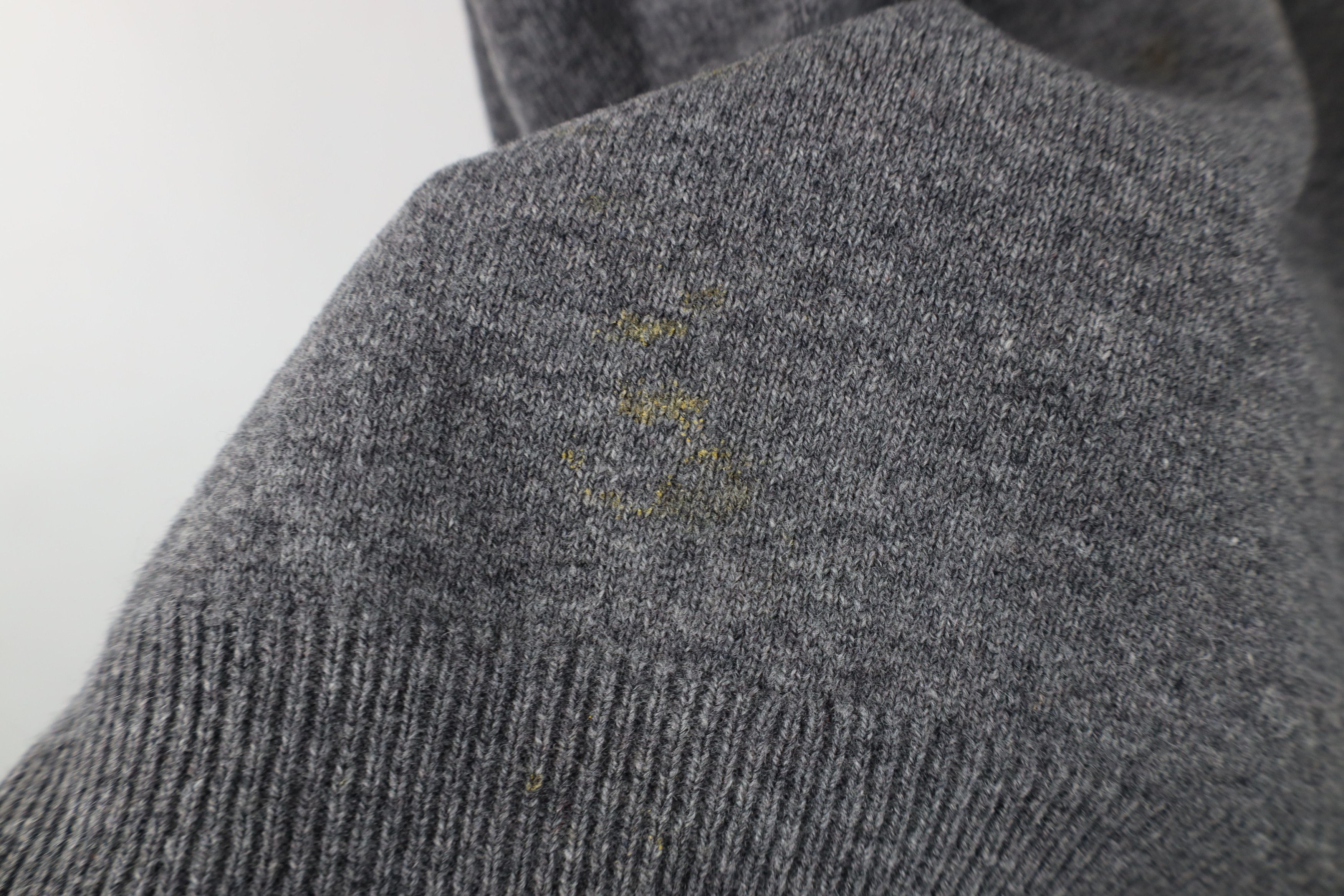 Vintage Vintage 70s William Lockie Scotland Knit V-Neck Sweater Gray Size US XXL / EU 58 / 5 - 5 Thumbnail