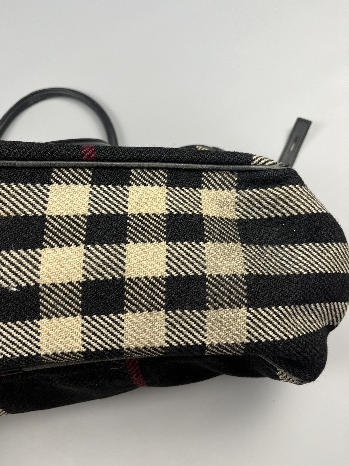 Burberry BURBERRY Vintage Nova Check Tweed Wool/Leather Tote Bag Size ONE SIZE - 23 Thumbnail
