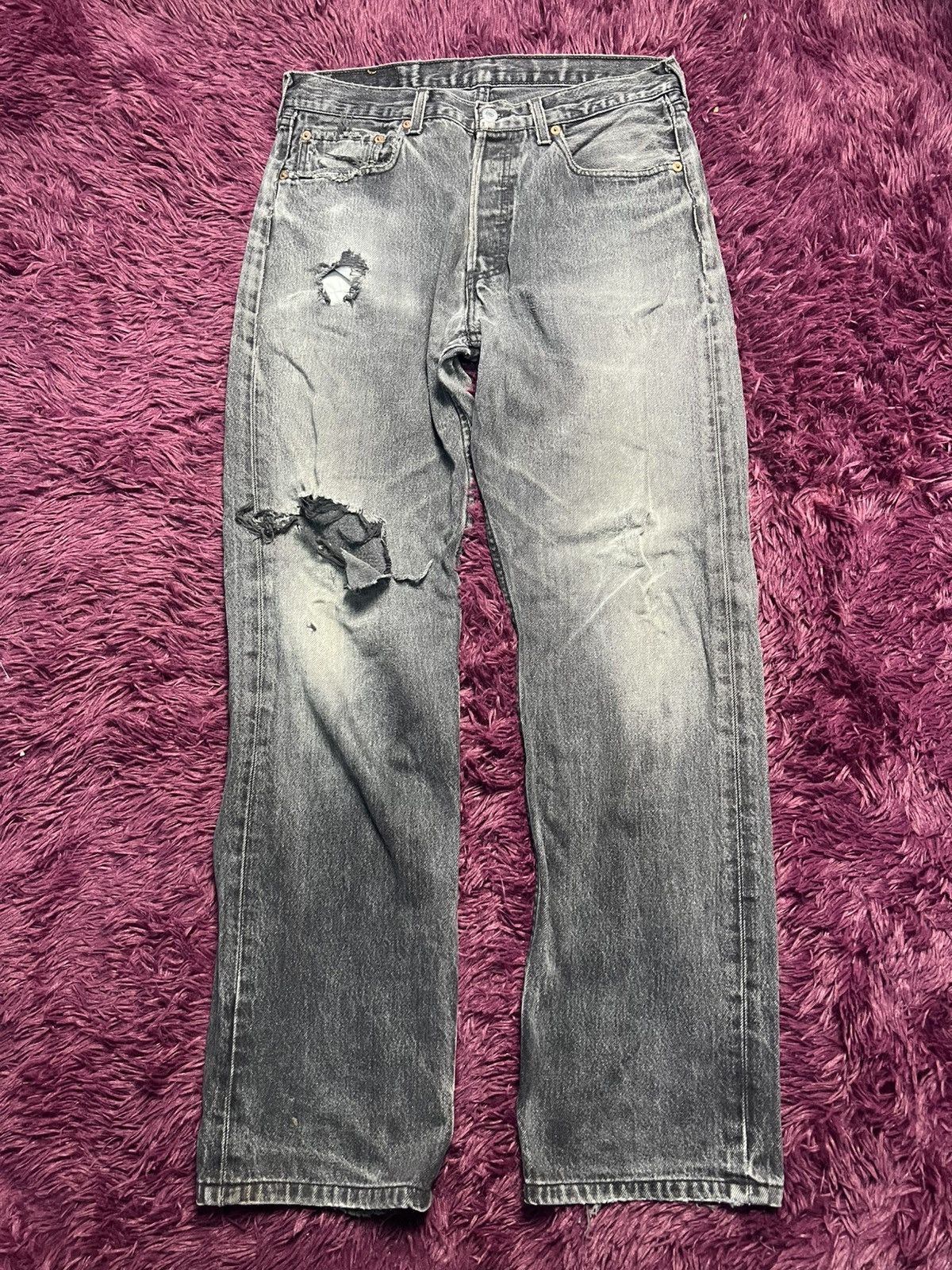 Levi's Vintage 90s Levi's 501 Distressed Denim Jeans (45) Size US 33 - 1 Thumbnail