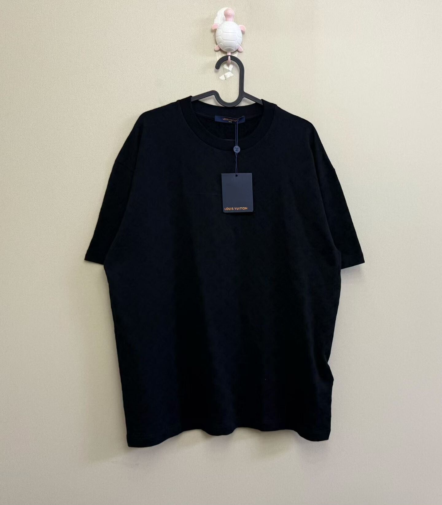 Louis Vuitton Louis Vuitton Black Flocked Logo Short Sleeve Size US L / EU 52-54 / 3 - 1 Thumbnail