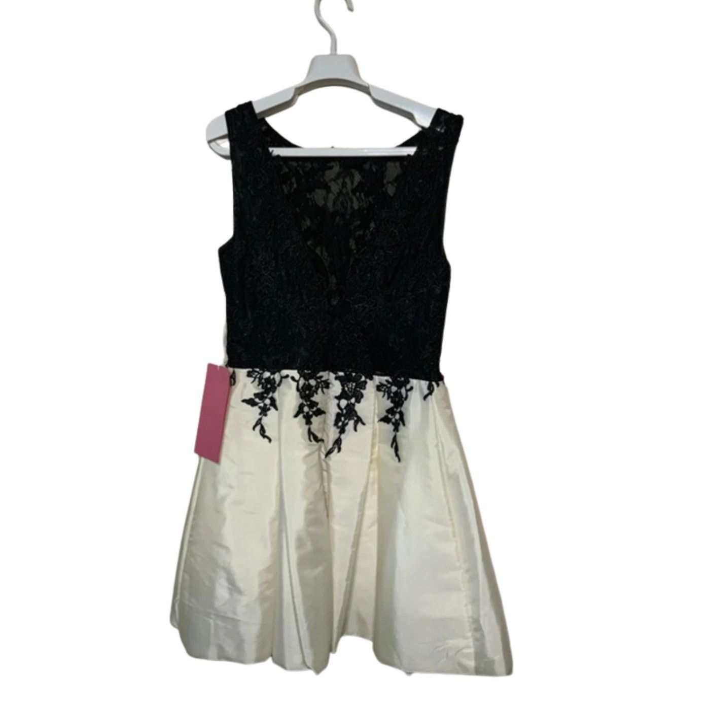 Unknown London Baby Online Sexy Backless Satin Prom Dress/Bridesmaid Dress Size M / US 6-8 / IT 42-44 - 1 Thumbnail