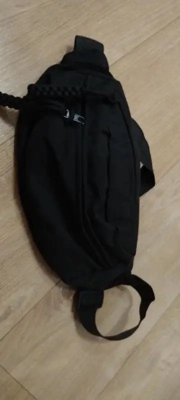 Japanese Brand 30x15x10cm Sling Crossbody Bag Size ONE SIZE - 3 Thumbnail