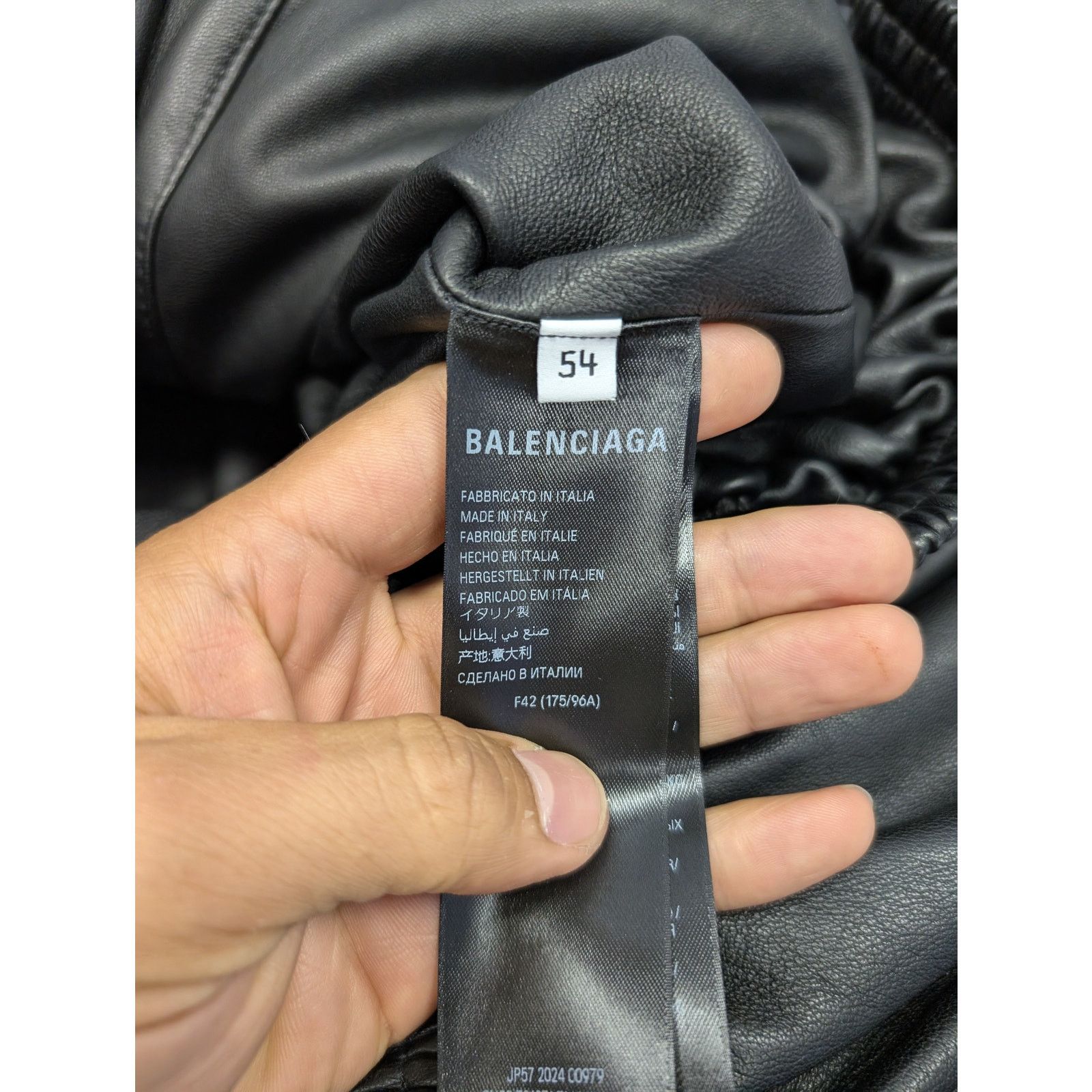 Balenciaga o1rshd1 Leather Down Jacket in Black Size US L / EU 52-54 / 3 - 13 Thumbnail