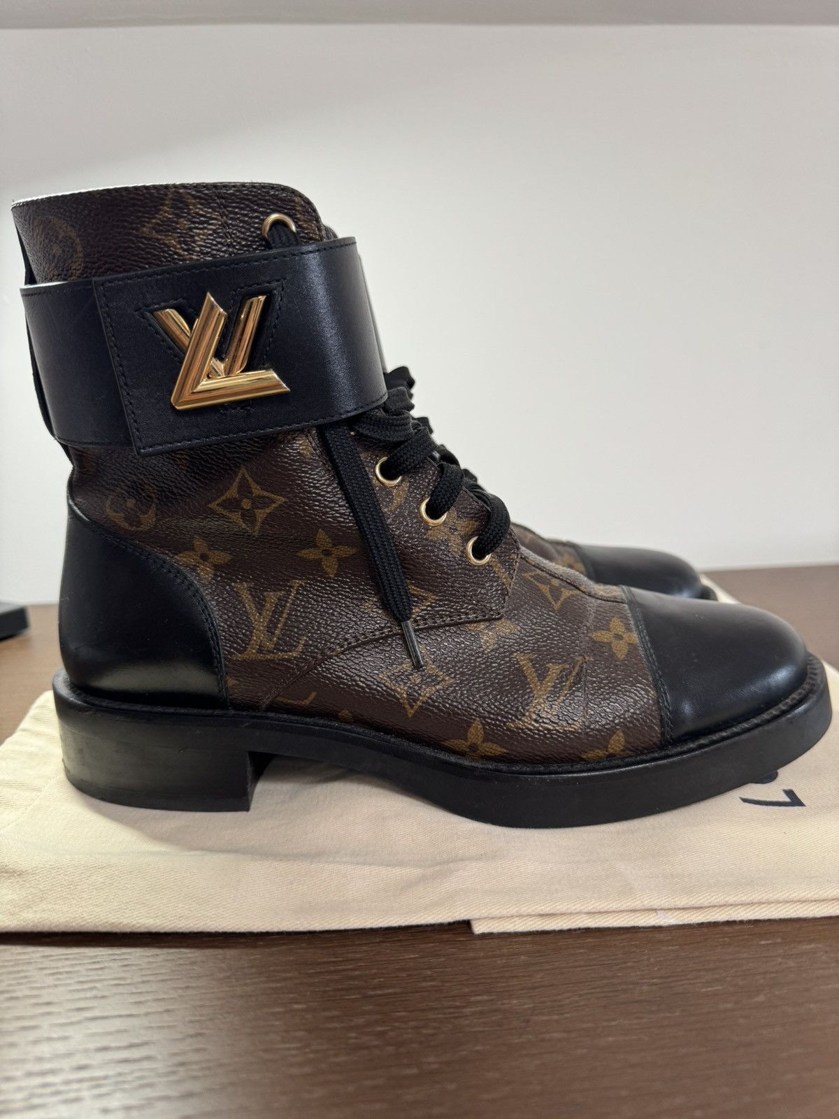Louis Vuitton Louis Vuitton boots Size US 8.5 / IT 38.5 - 4 Thumbnail
