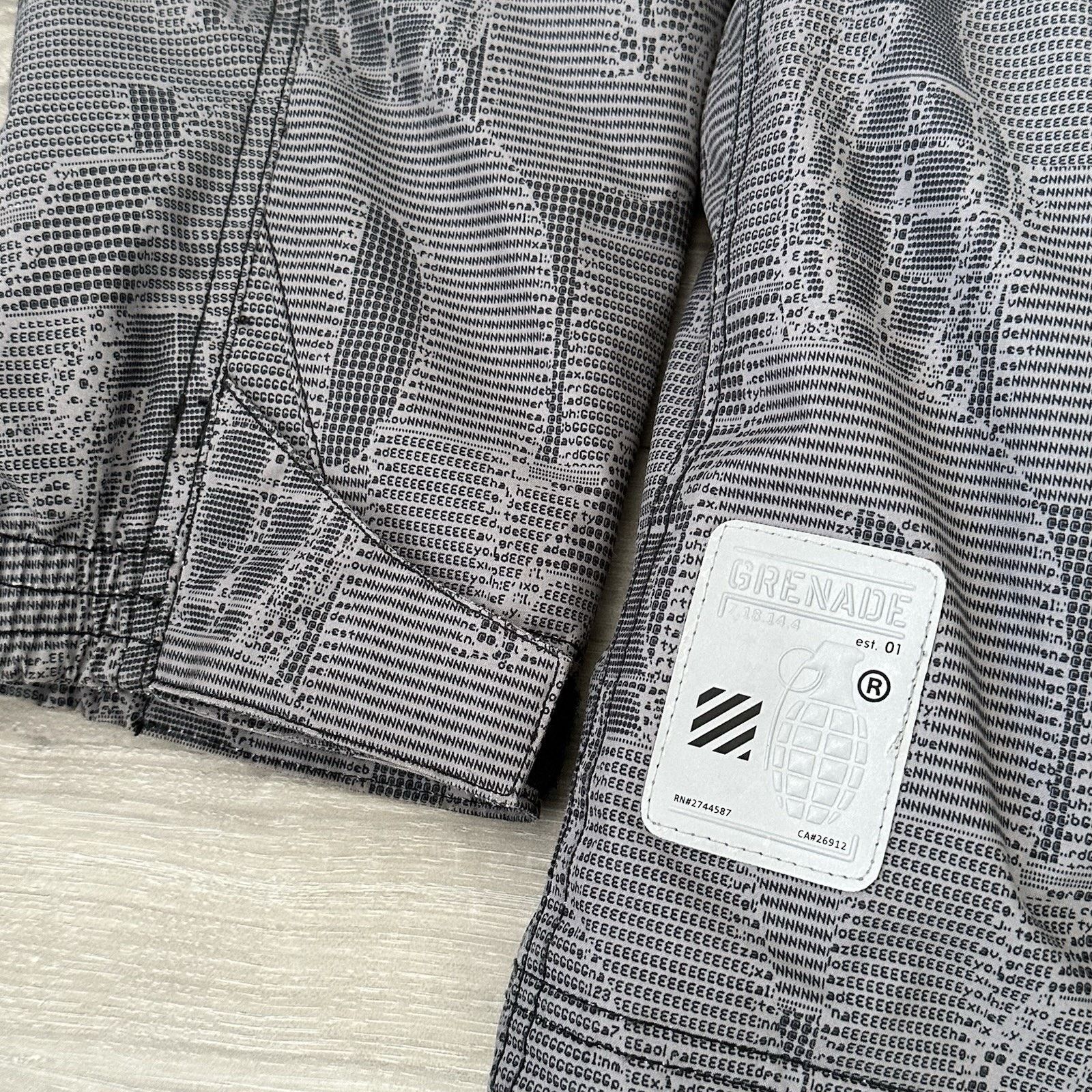Grenade Grenade Fatigue Project Snowboarding Jacket Men's Large Gray Size US L / EU 52-54 / 3 - 15 Thumbnail