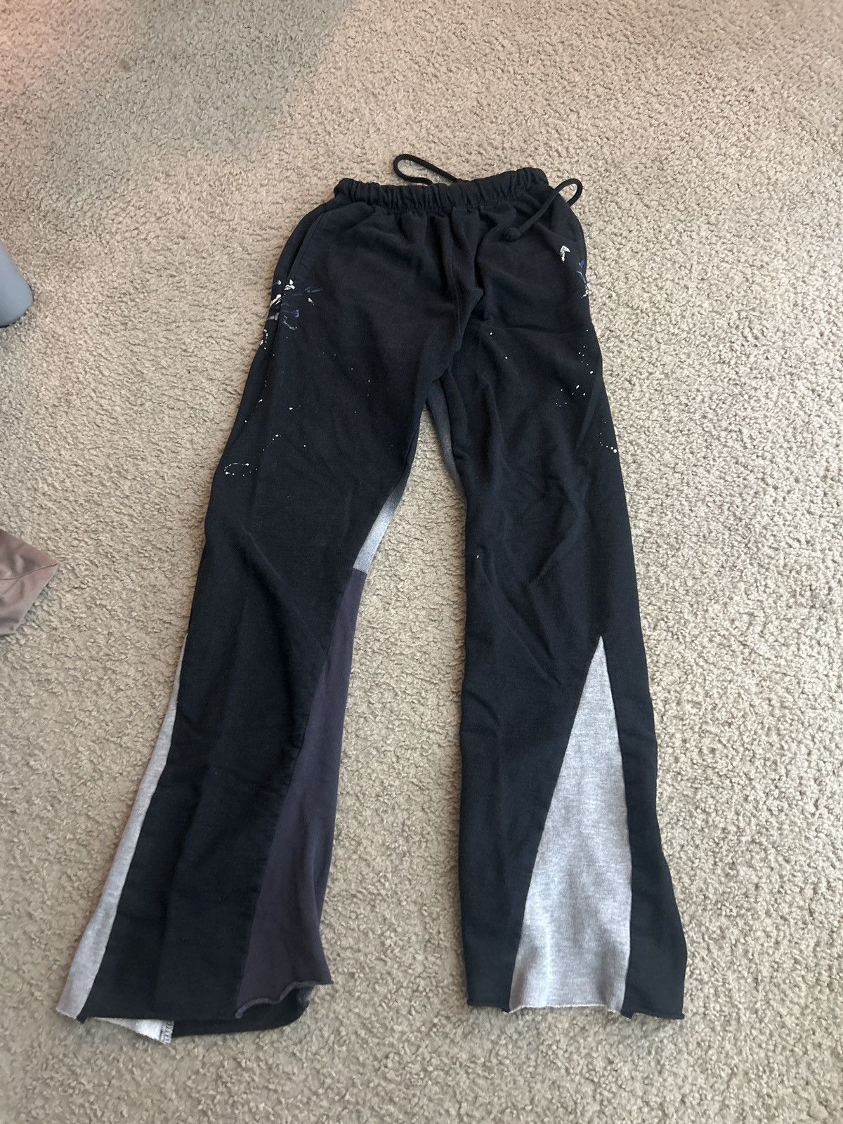 MNML MNML Black Flare Sweats Size US 30 / EU 46 - 1 Thumbnail